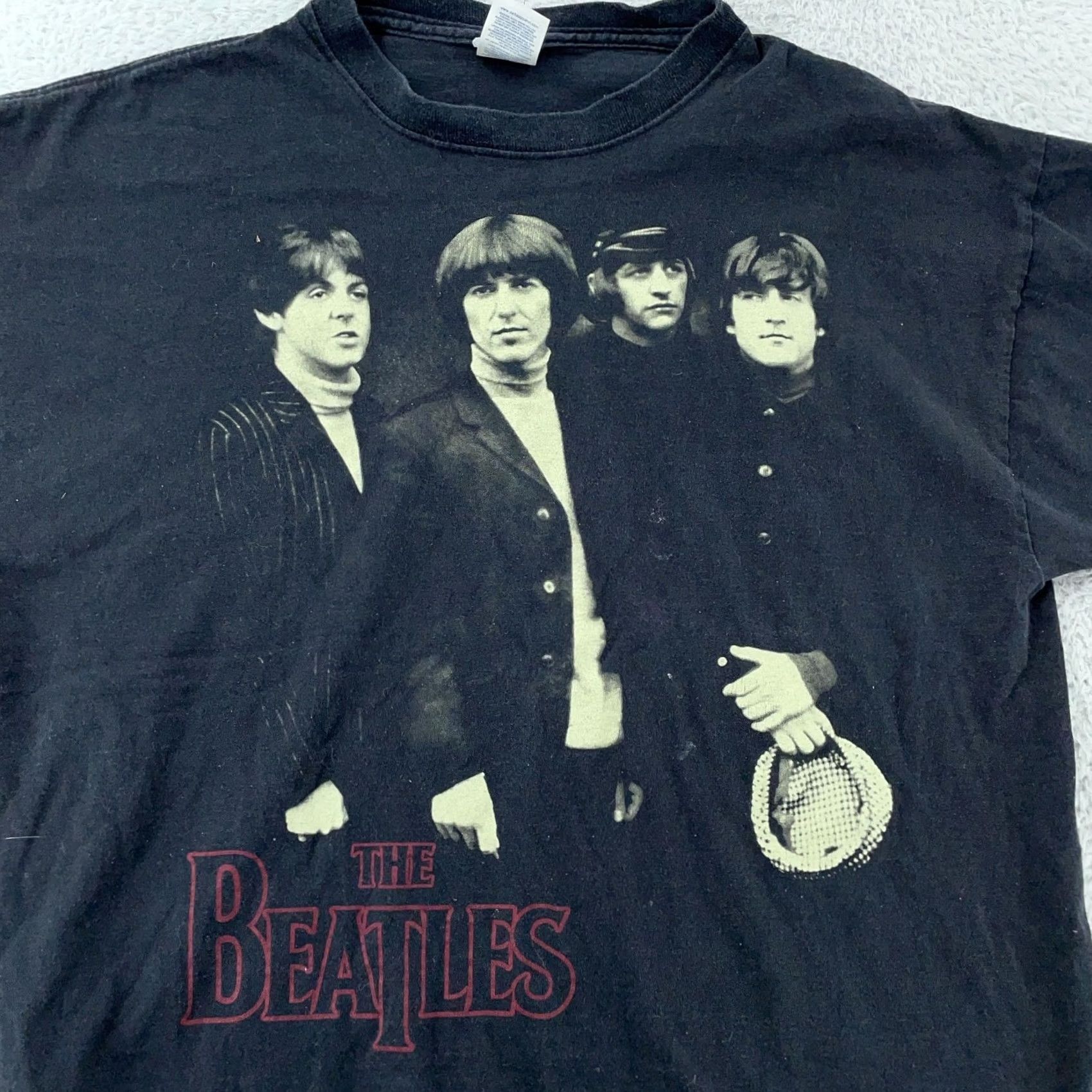 Gildan VINTAGE Beatles Shirt Men L Black Band Tee Concert Rock Music 90s Nike Size US L / EU 52-54 / 3 - 2 Thumbnail