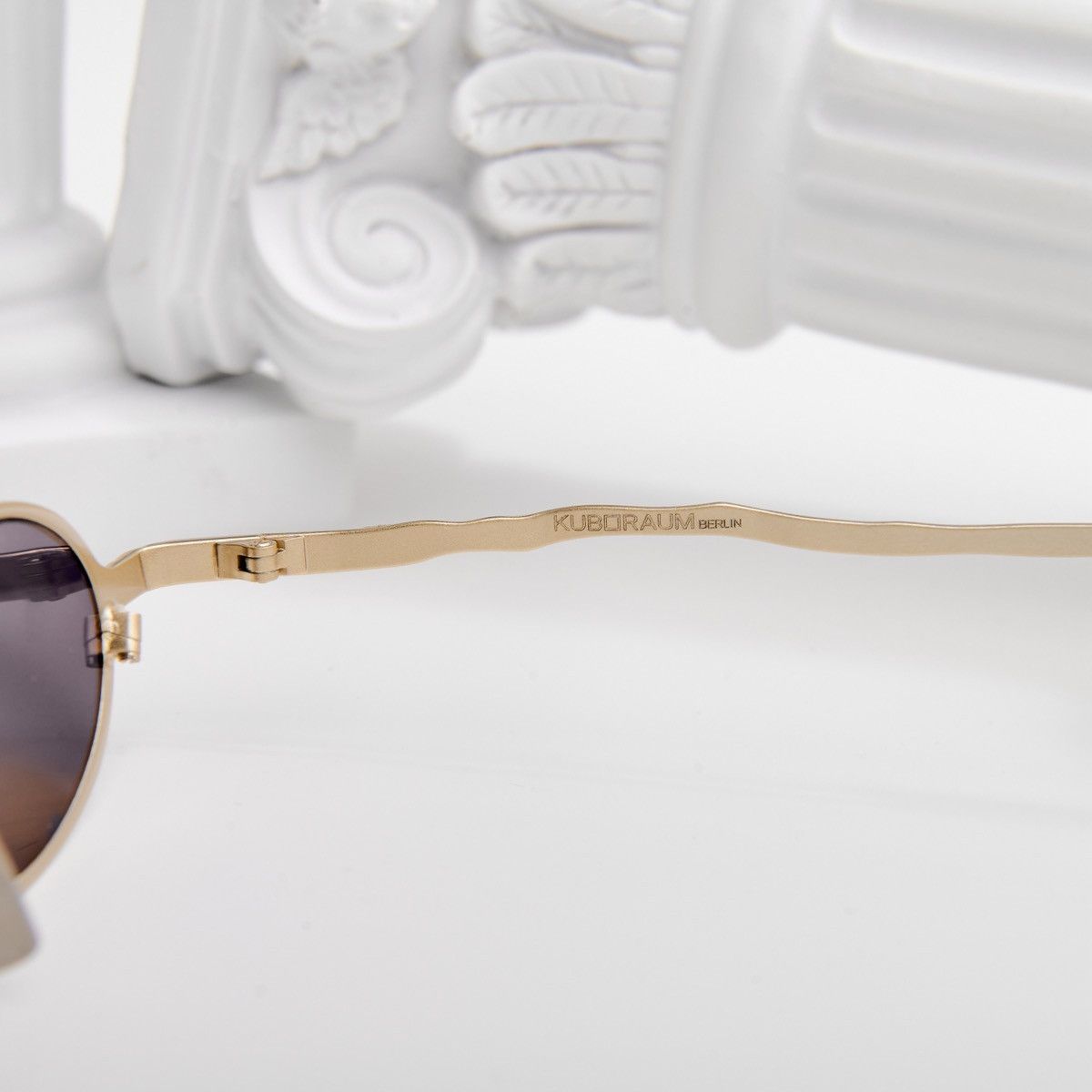 Kuboraum KUBORAUM Z24 GD SUNGLASSES Size ONE SIZE - 4 Thumbnail