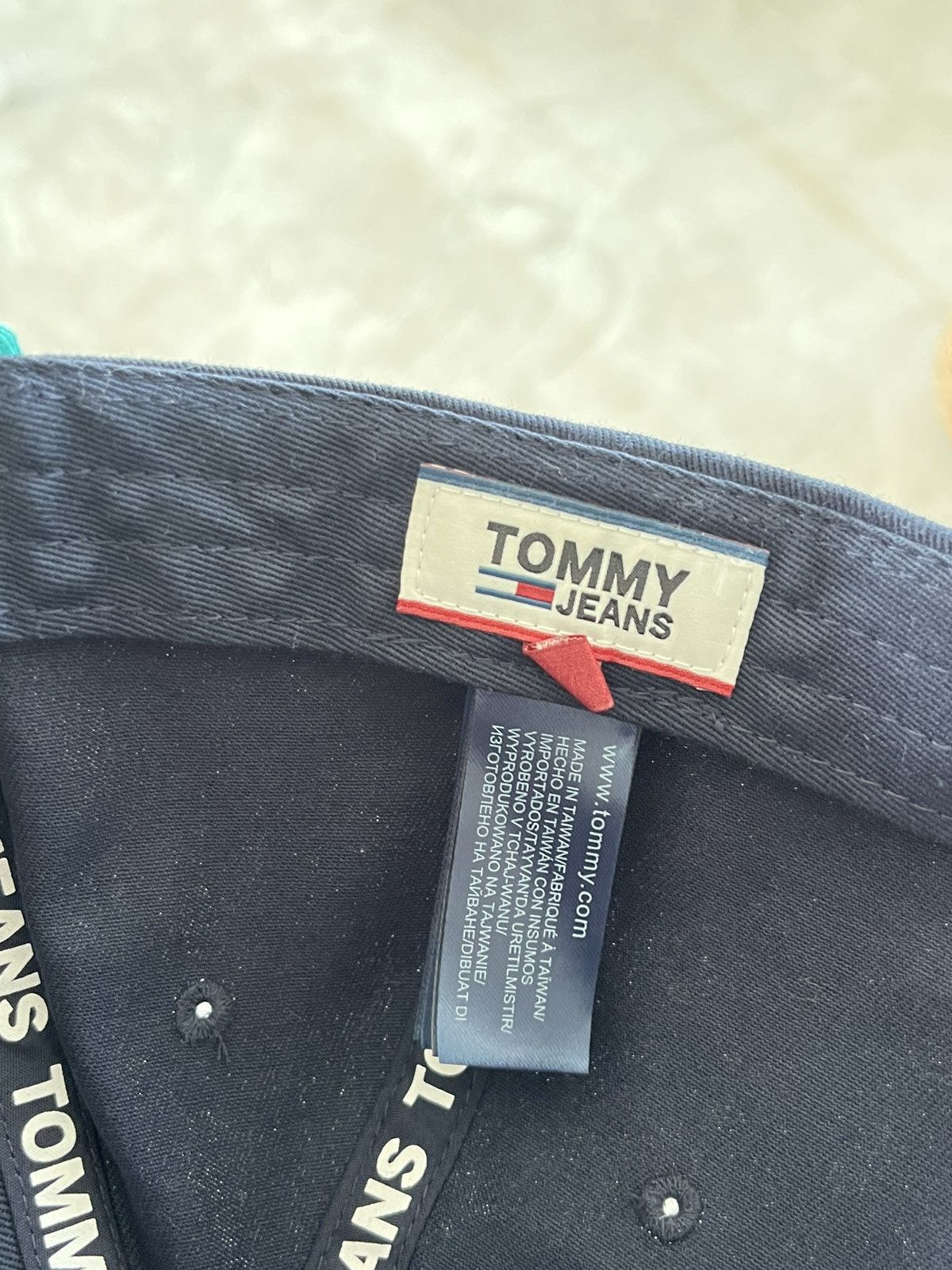 Tommy Hilfiger Vintage Tommy Hilfiger Snapback Cap Rap Y2K Logo New hat Size ONE SIZE - 8 Thumbnail