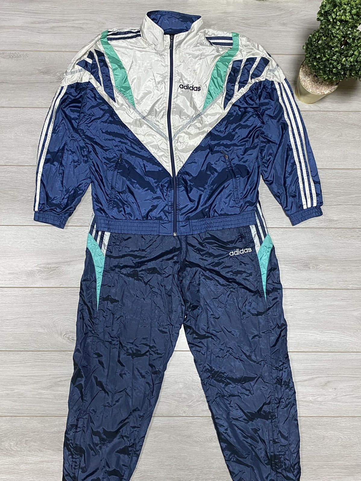Adidas Adidas vintage track suit zip patterns 90s pants jacket Size US L / EU 52-54 / 3 - 1 Thumbnail