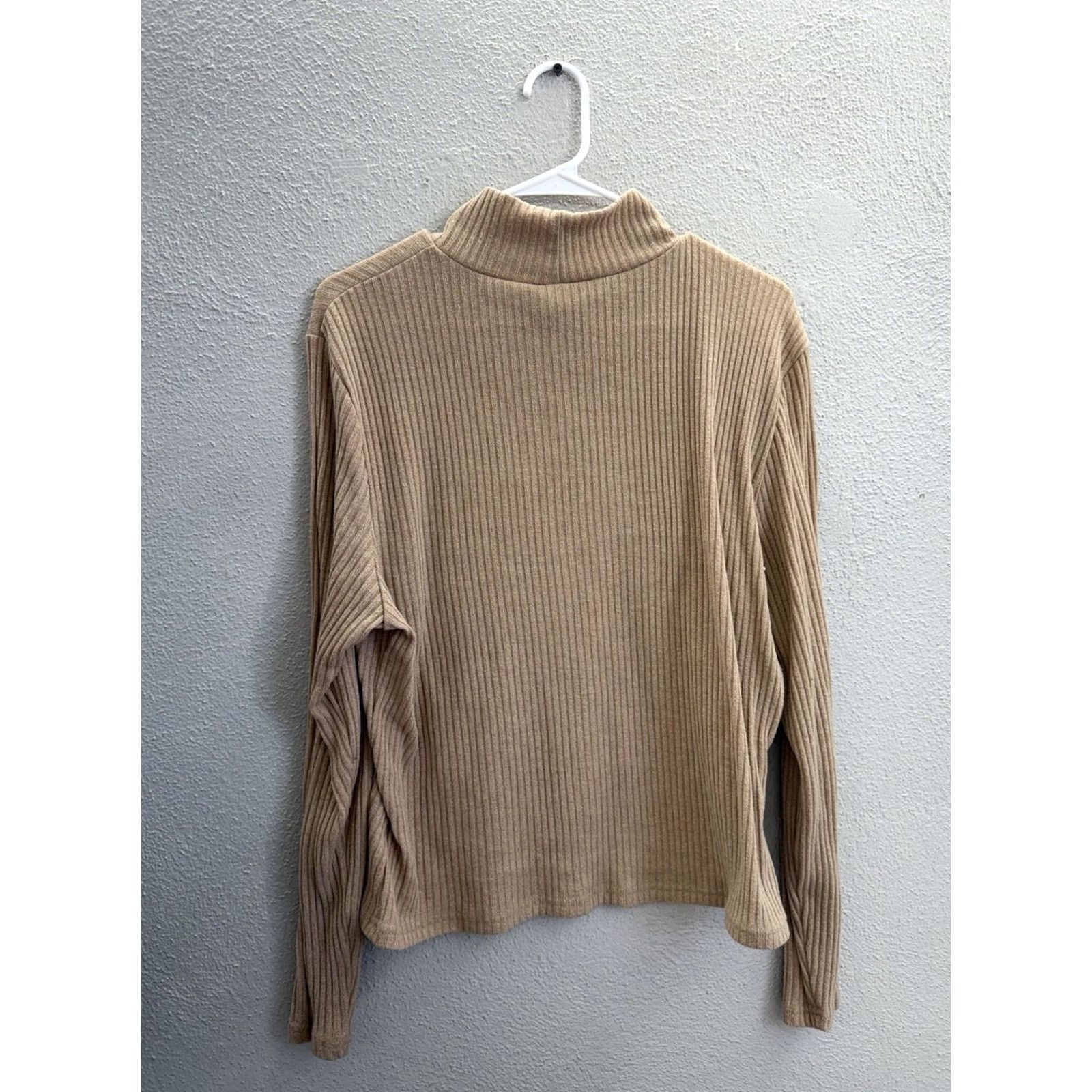 Shein SHEIN Curve Shirt Womens 4XL Tan Ribbed Long Sleeve Mock Neck Basic All Seasons Fall Winter Spring Summer Womens Size XXL / US 16-18 / IT 52-54 - 5 Thumbnail