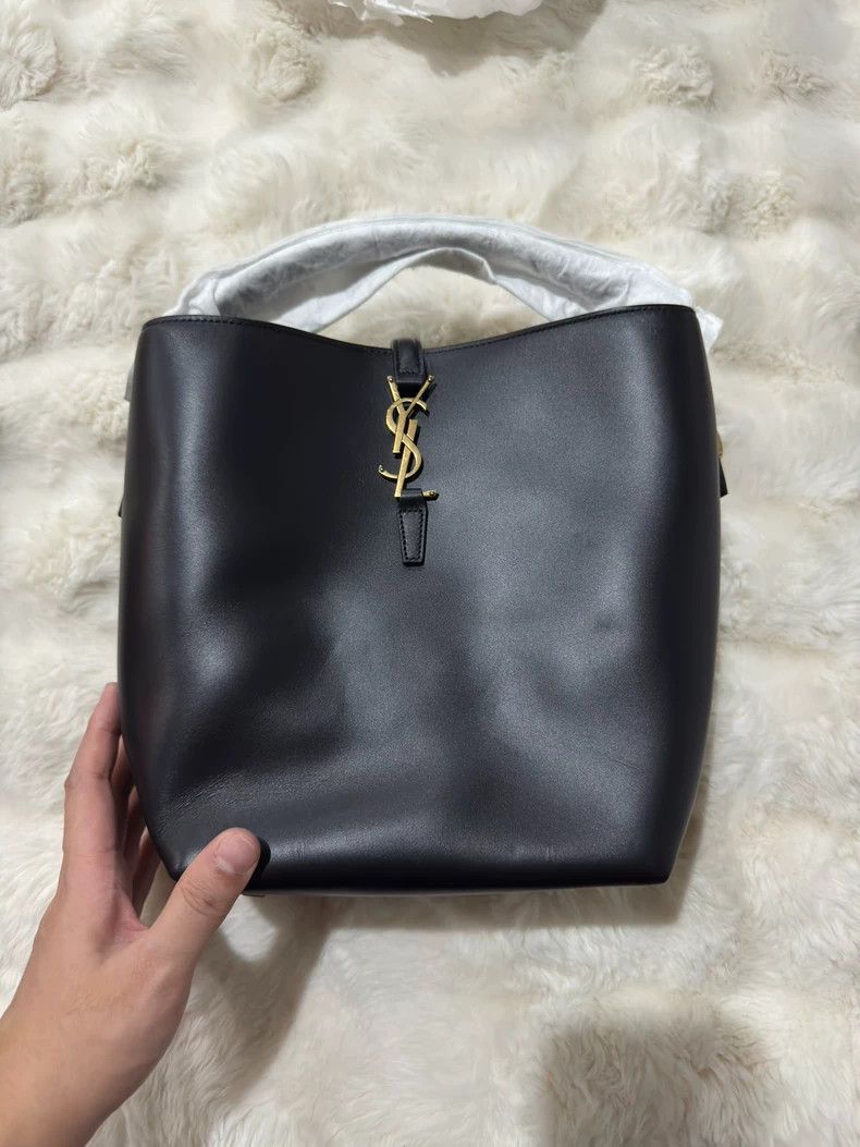 Saint Laurent Paris Saint Laurent Paris Large black gold cowhide bucket hobo b Size ONE SIZE - 2 Thumbnail