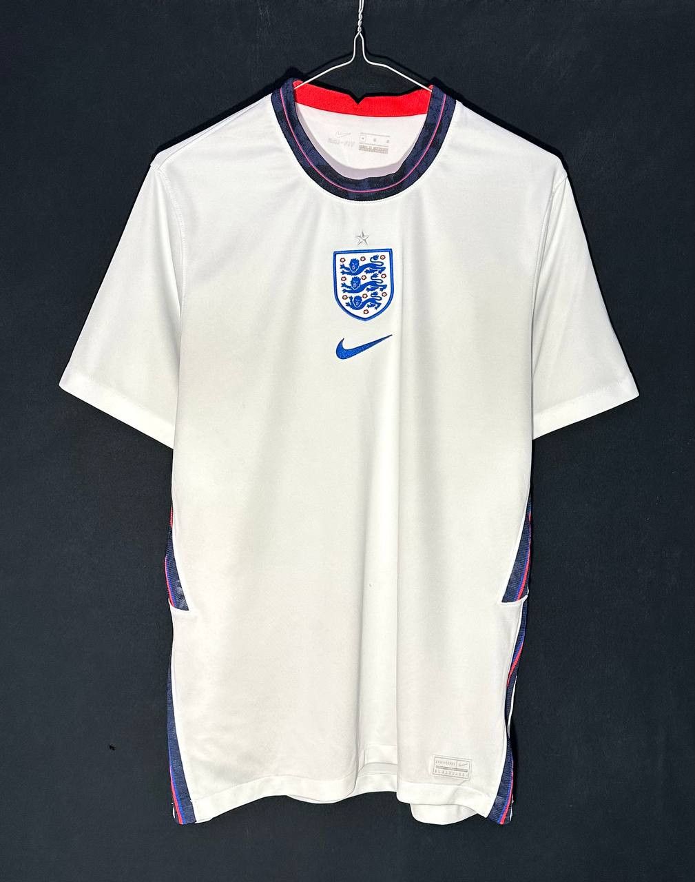 Nike England 2020 - 2022 home football jersey shirt soccer Size US M / EU 48-50 / 2 - 1 Thumbnail