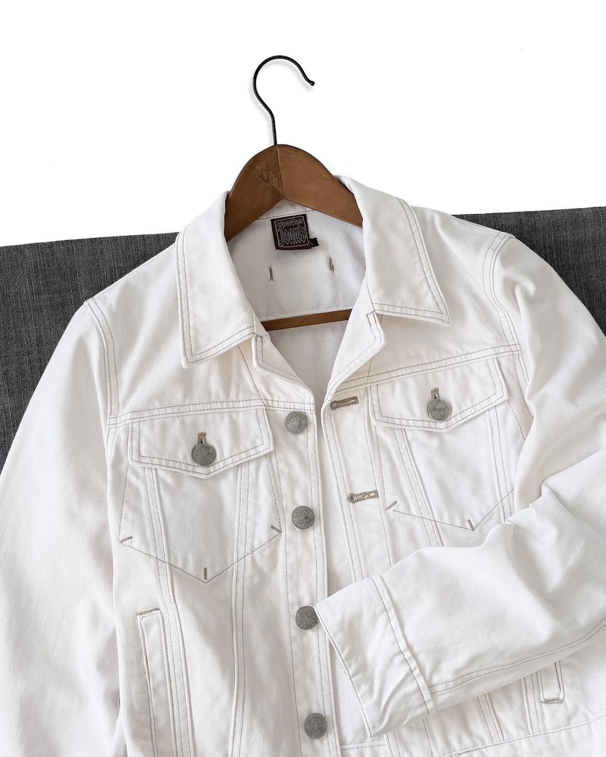 VINTAGE90s JEAN PAUL GAULTIER OFF WHITE CROPPED DENIM JACKET