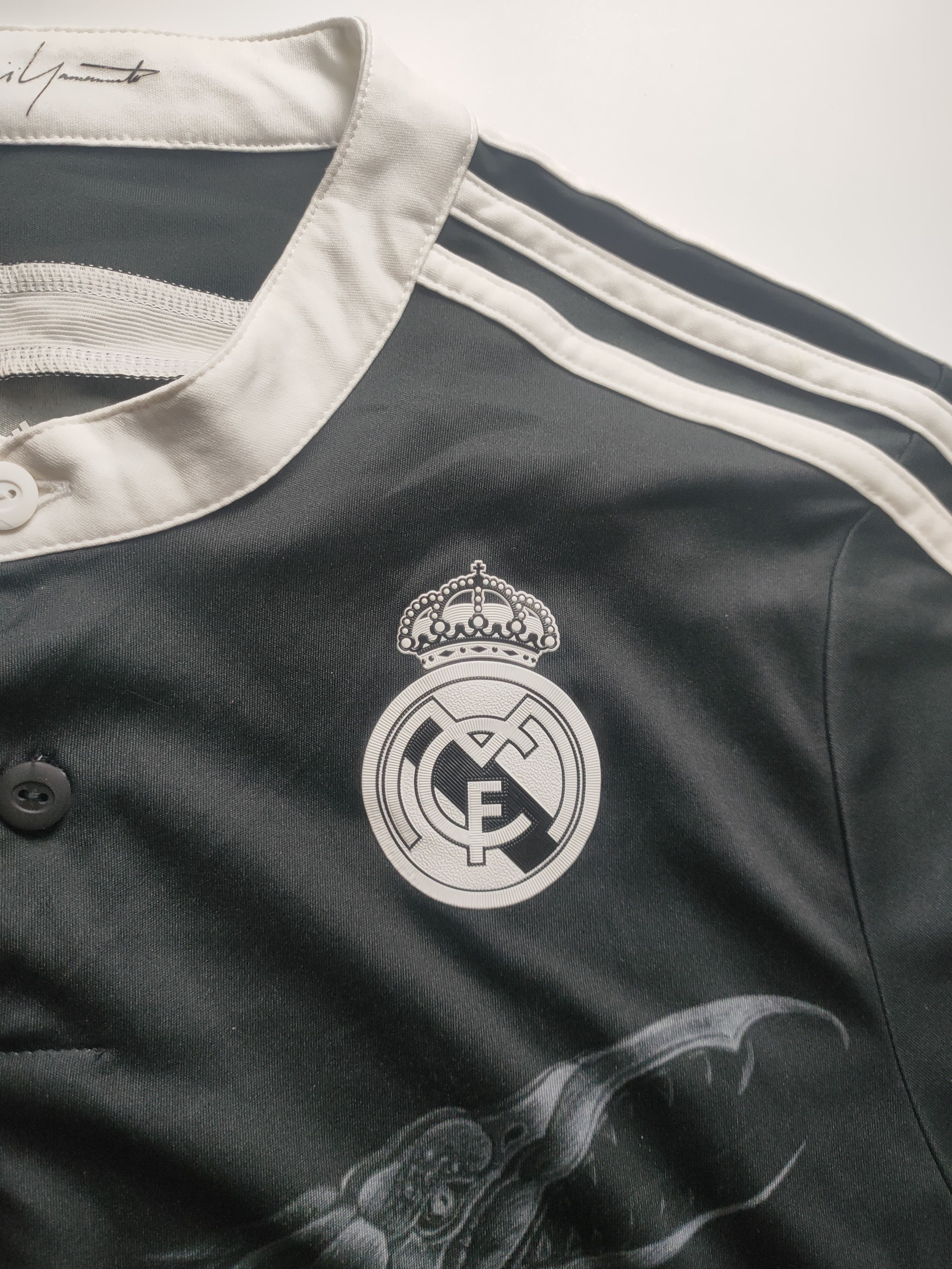 Yohji Yamamoto Yohji Yamamoto REAL MADRID 2014 - 2015 Football jersey Size US M / EU 48-50 / 2 - 7 Thumbnail