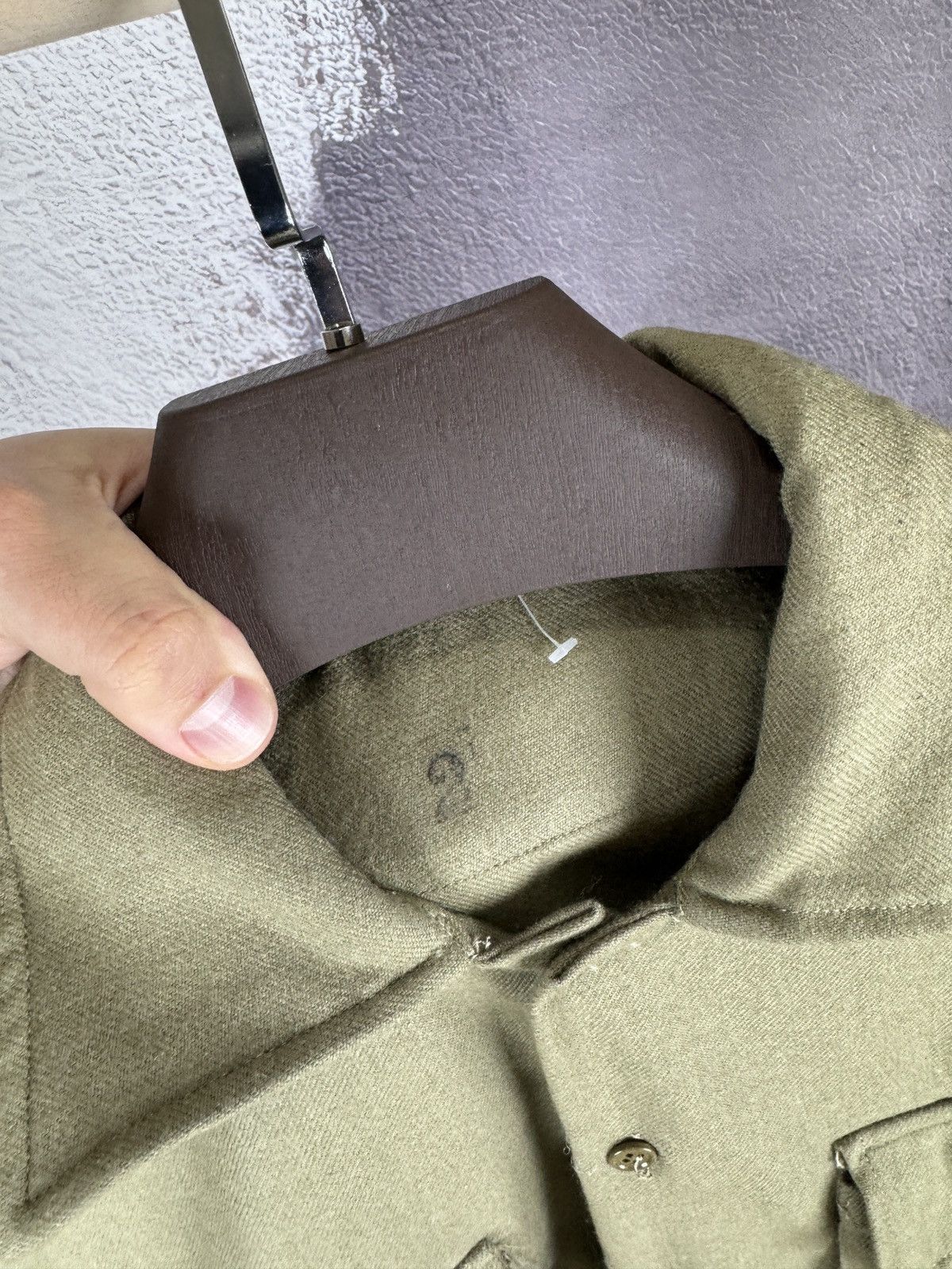Vintage Vintage 70s Military Utility olive green long sleeve shirt Size US L / EU 52-54 / 3 - 10 Thumbnail