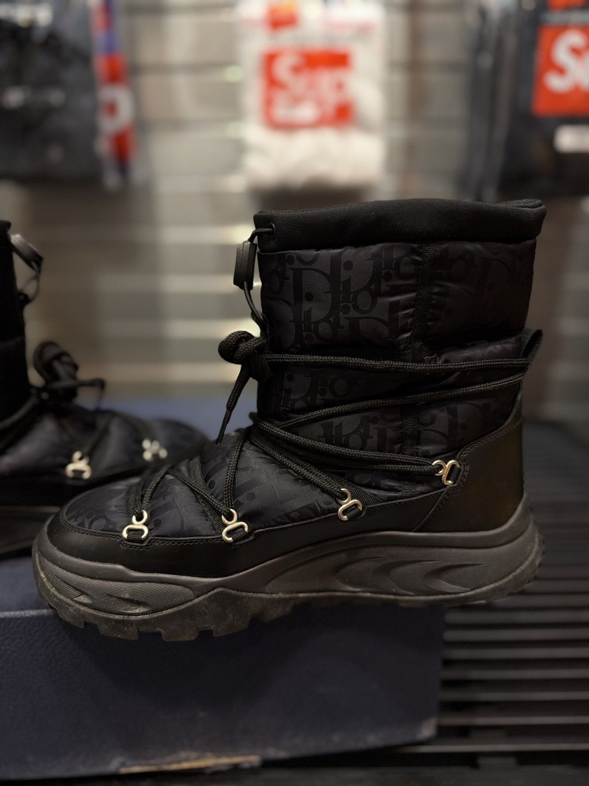 Dior Size 41EU/8US Dior Snow Ankle Boots Black $1550 Retail Size US 8 / EU 41 - 21 Thumbnail