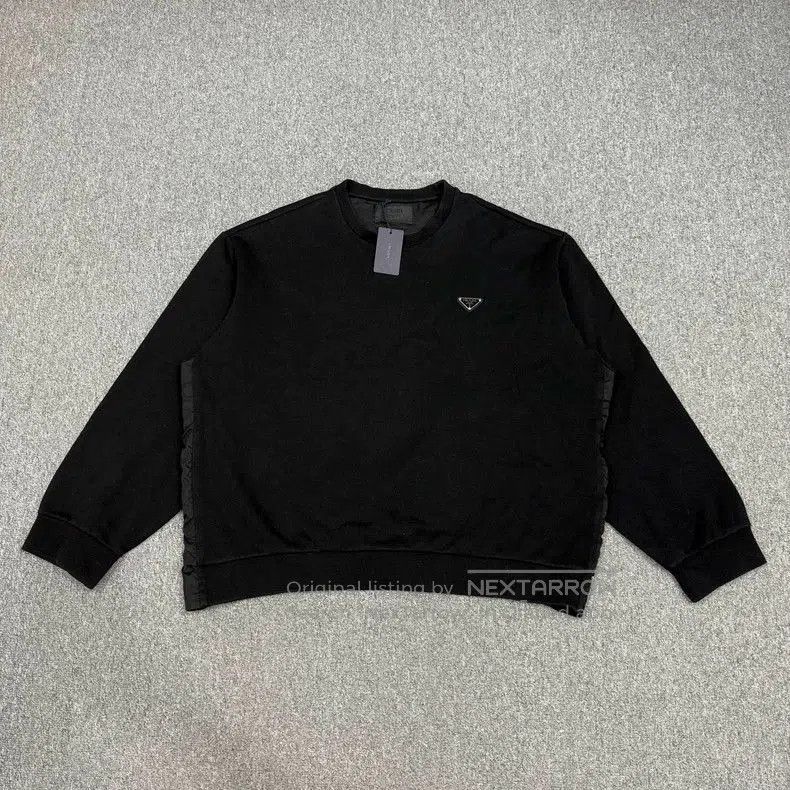 Prada Prada Black Triangle Logo Sweatshirt XL. Size US XL / EU 56 / 4 - 1 Thumbnail