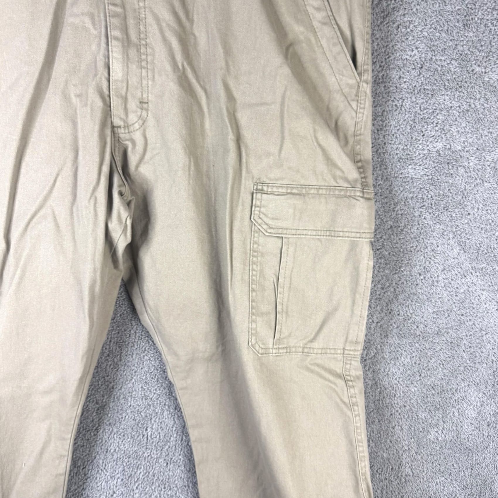 Wrangler Wrangler Cargo Pants Mens 40x30 Beige ATG All Terrain Gear Stretch Outdoor Size US 40 / EU 56 - 4 Thumbnail