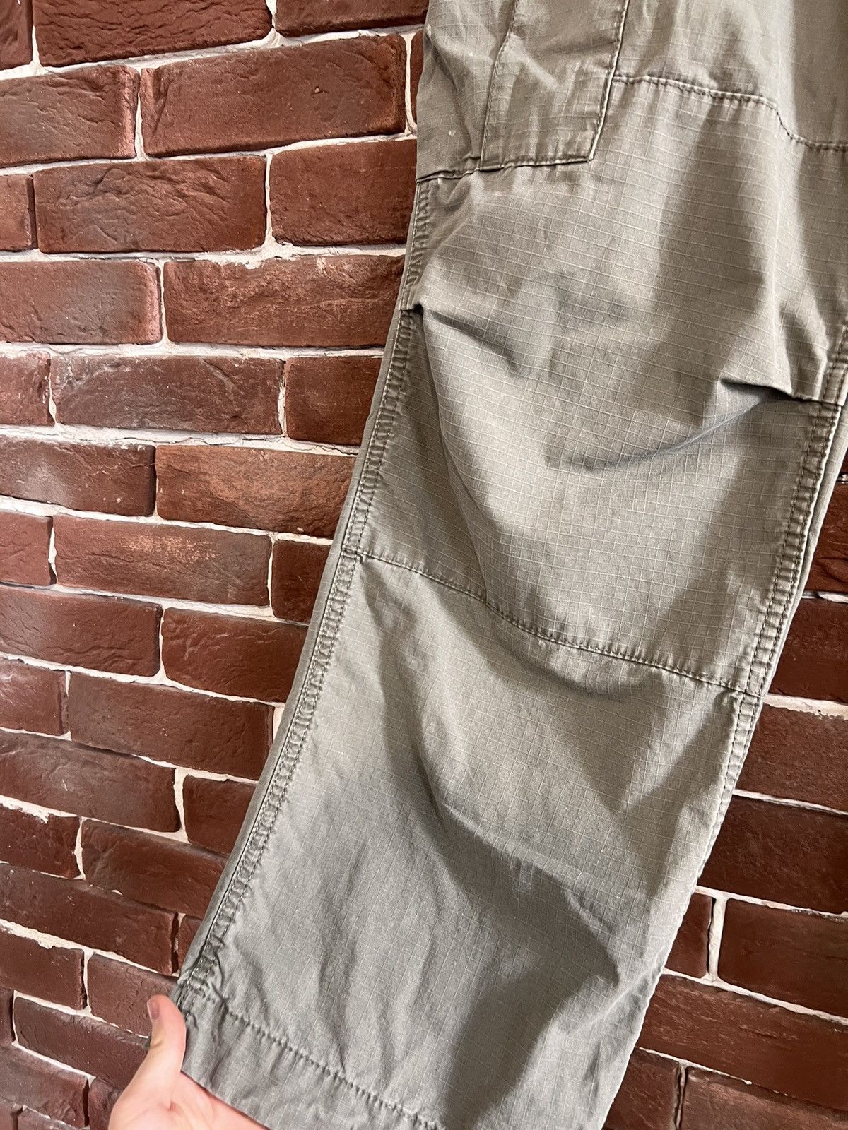Carhartt Vintage 00s Carhartt Work Cargo Pants Hype Streetwear 31x32 Size US 32 / EU 48 - 12 Thumbnail