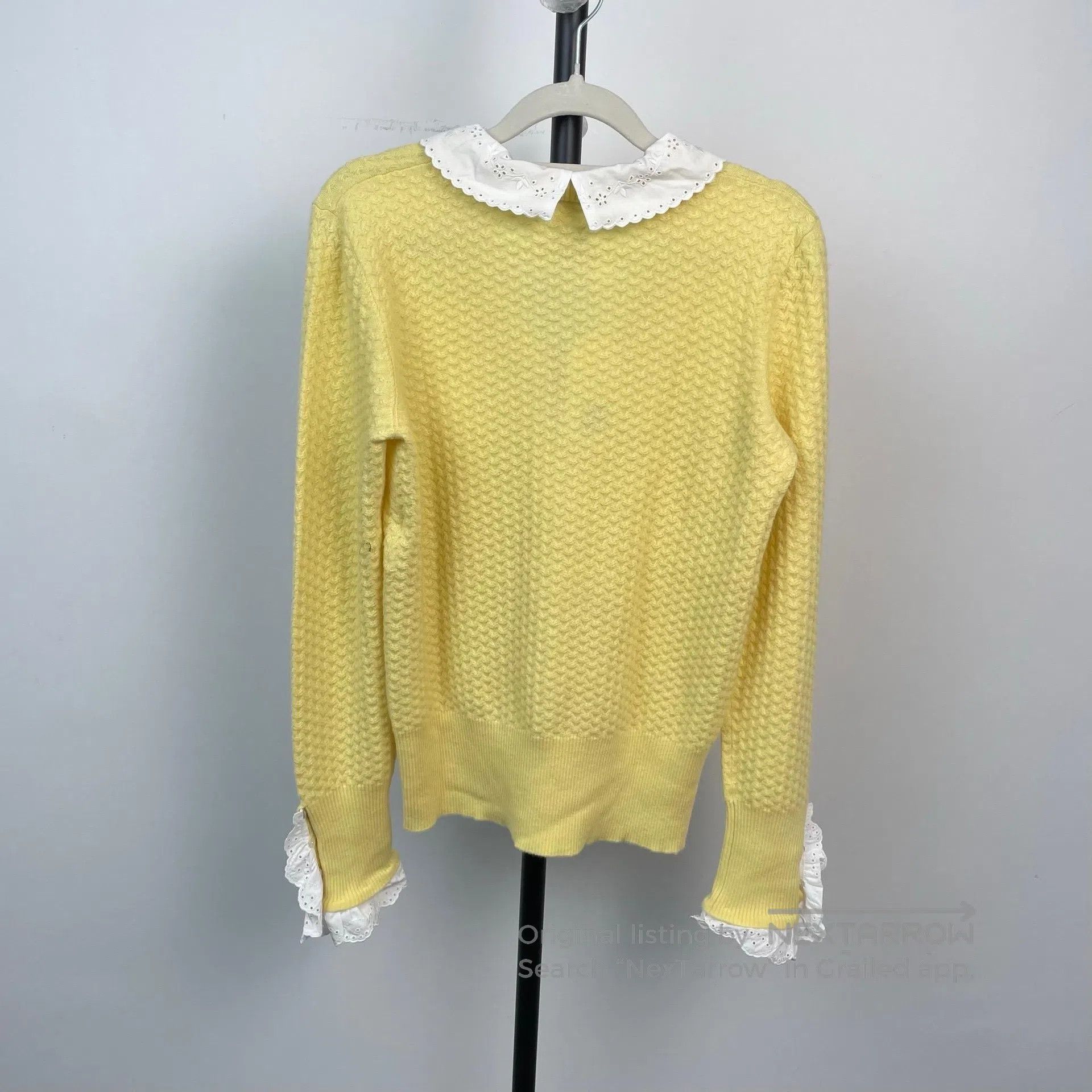Chanel Chanel Lemon Yellow and White Lace Trimmed V-Neck Cashmere Size XXS / US 00 / IT 34 - 2 Thumbnail