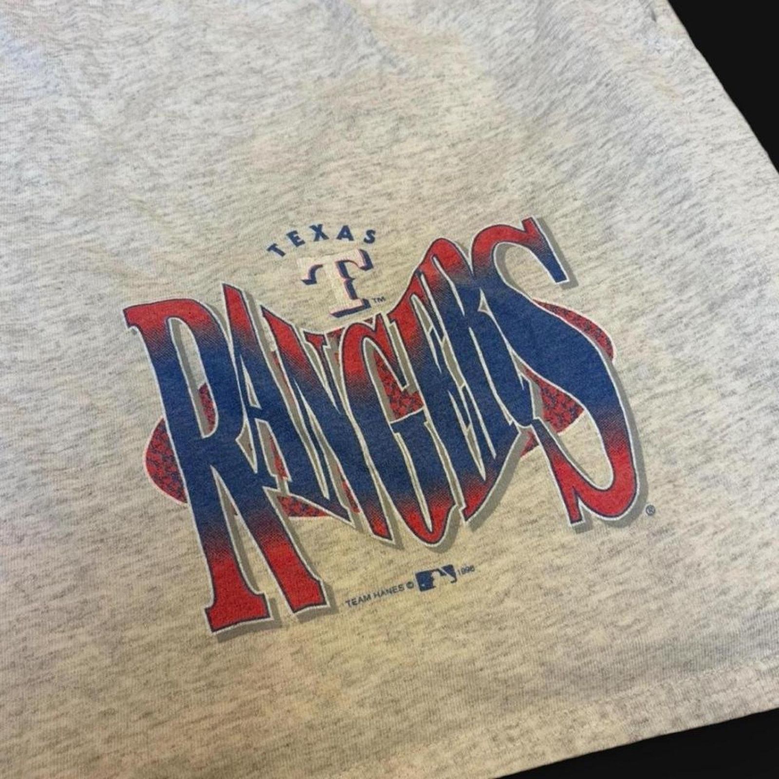 MLB Vintage 1996 MLB Texas Rangers shorts Size US 34 / EU 50 - 2 Thumbnail