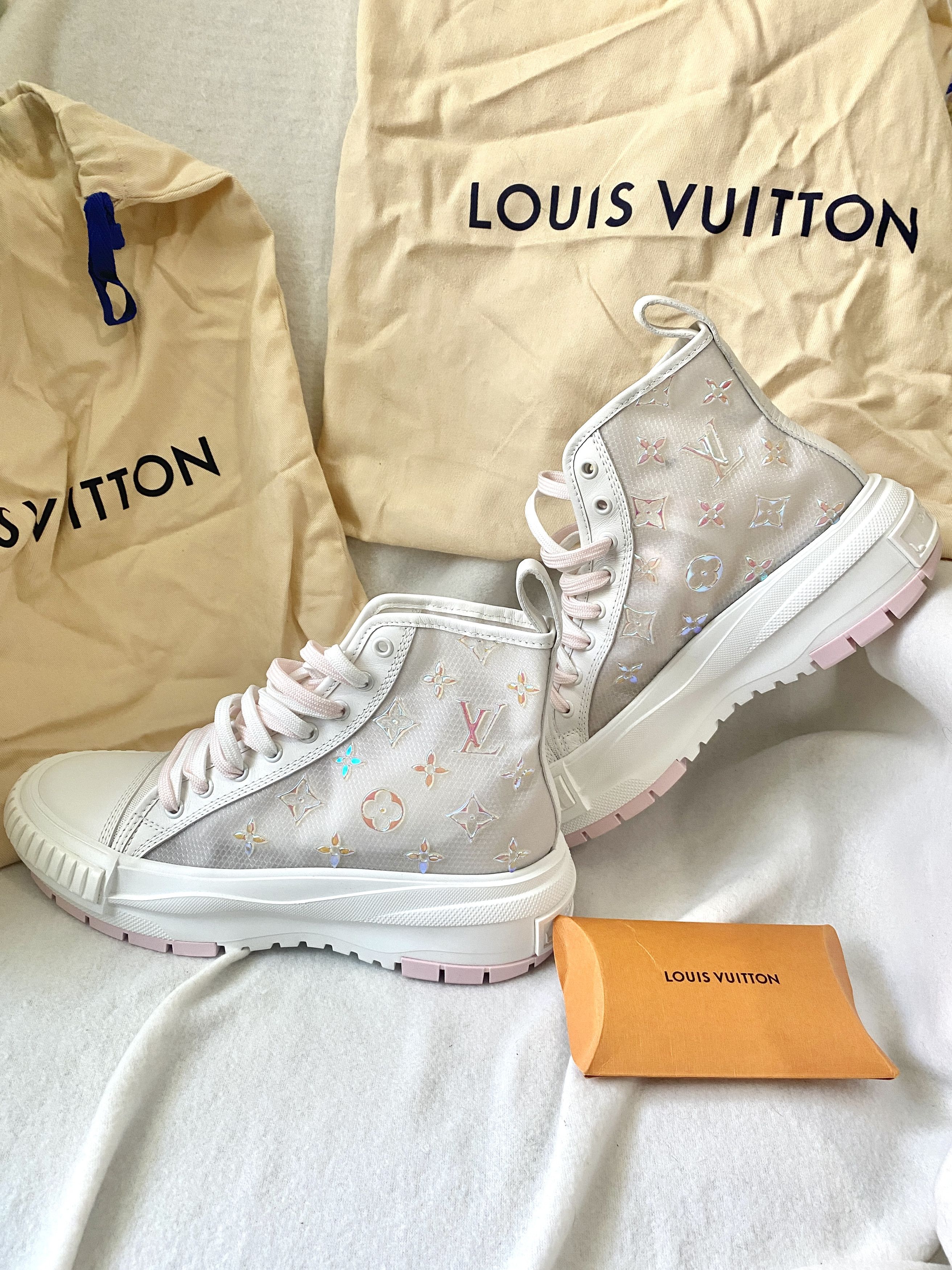Louis Vuitton LV Monogram Mesh Sneakers Size US 8 / IT 38 - 1 Thumbnail