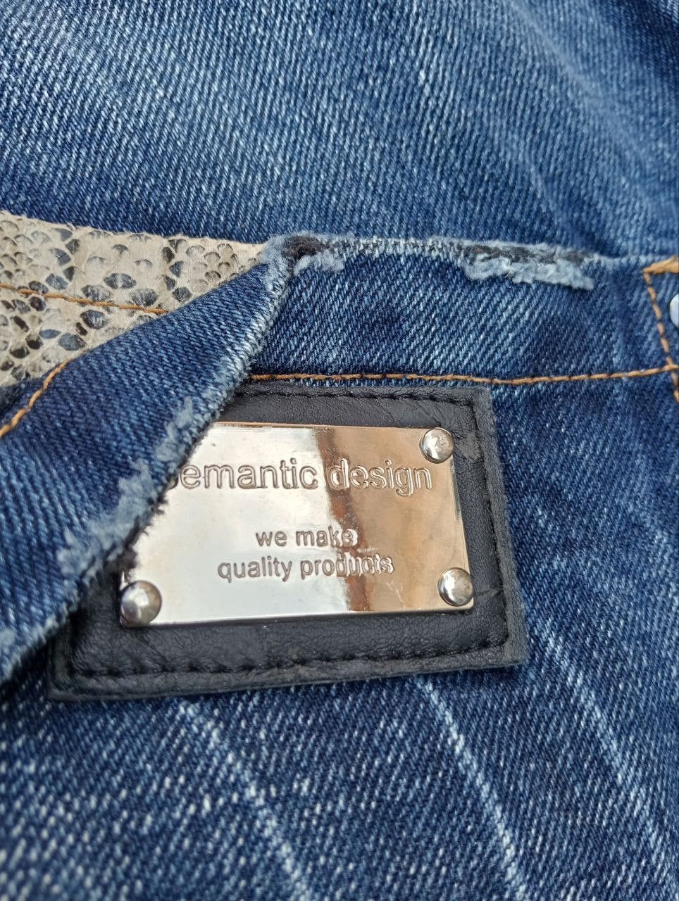 semanticdesign VINTAGE SEMANTIC DESIGN JAPAN SNAKE SKIN STYLE JEANS Size US 33 - 6 Thumbnail