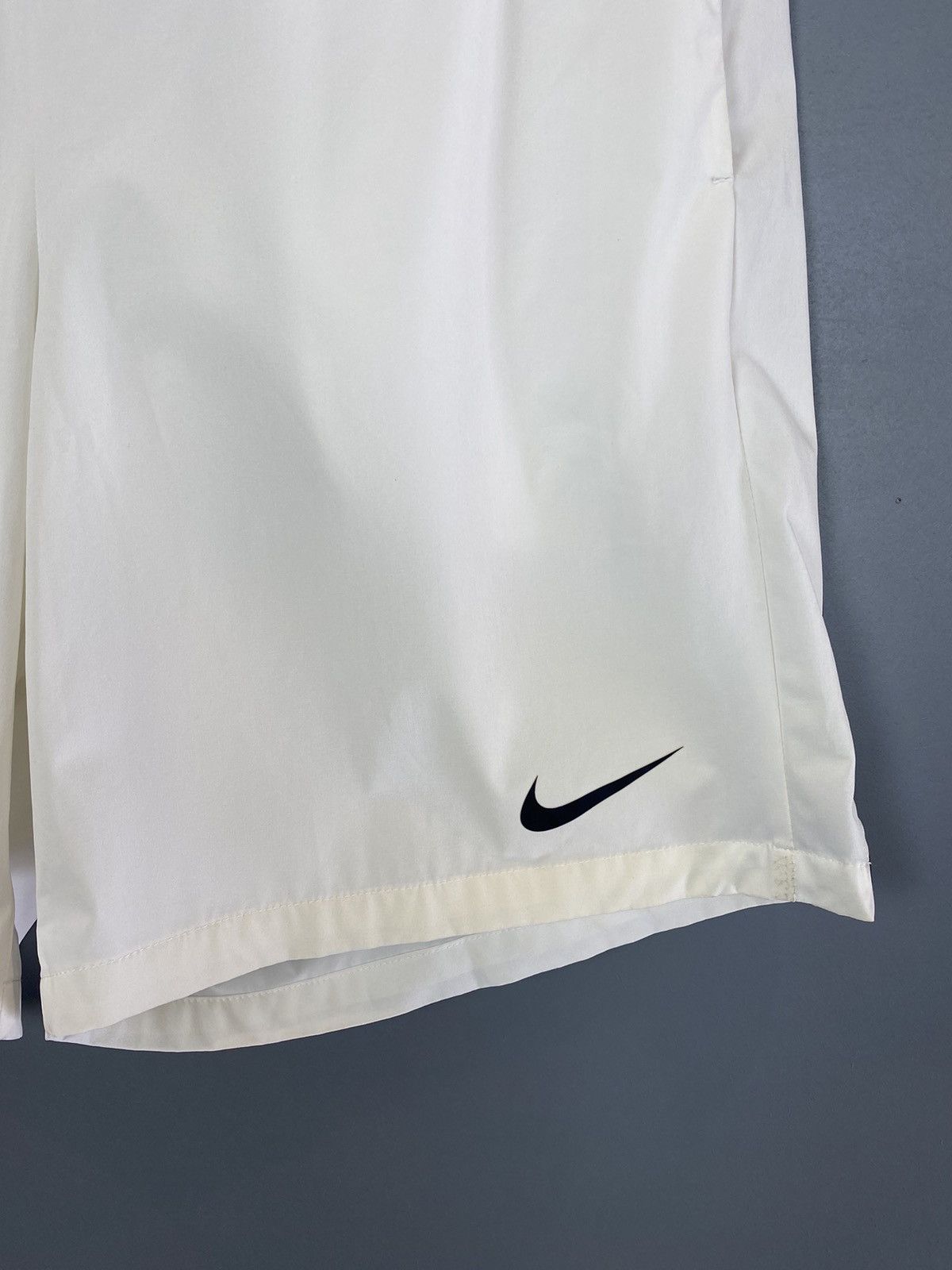 Other Nike Tennis Court Dri-Fit Swoosh Shorts Sportswear White Top Size US 36 / EU 52 - 3 Thumbnail