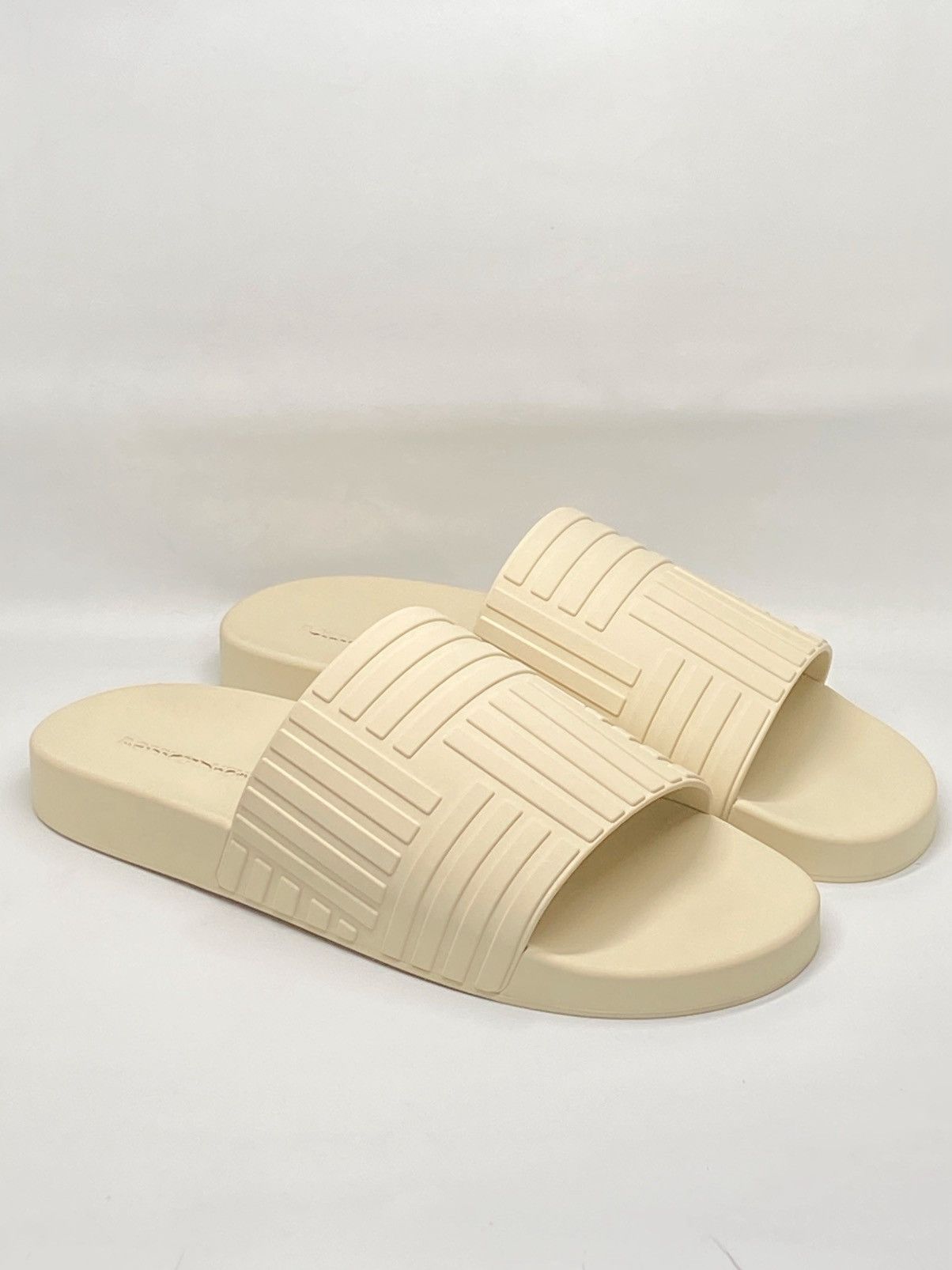 Bottega Veneta Bottega Veneta Rubber Slide Sandals size 46/us size 13 Size US 13 / EU 46 - 5 Thumbnail