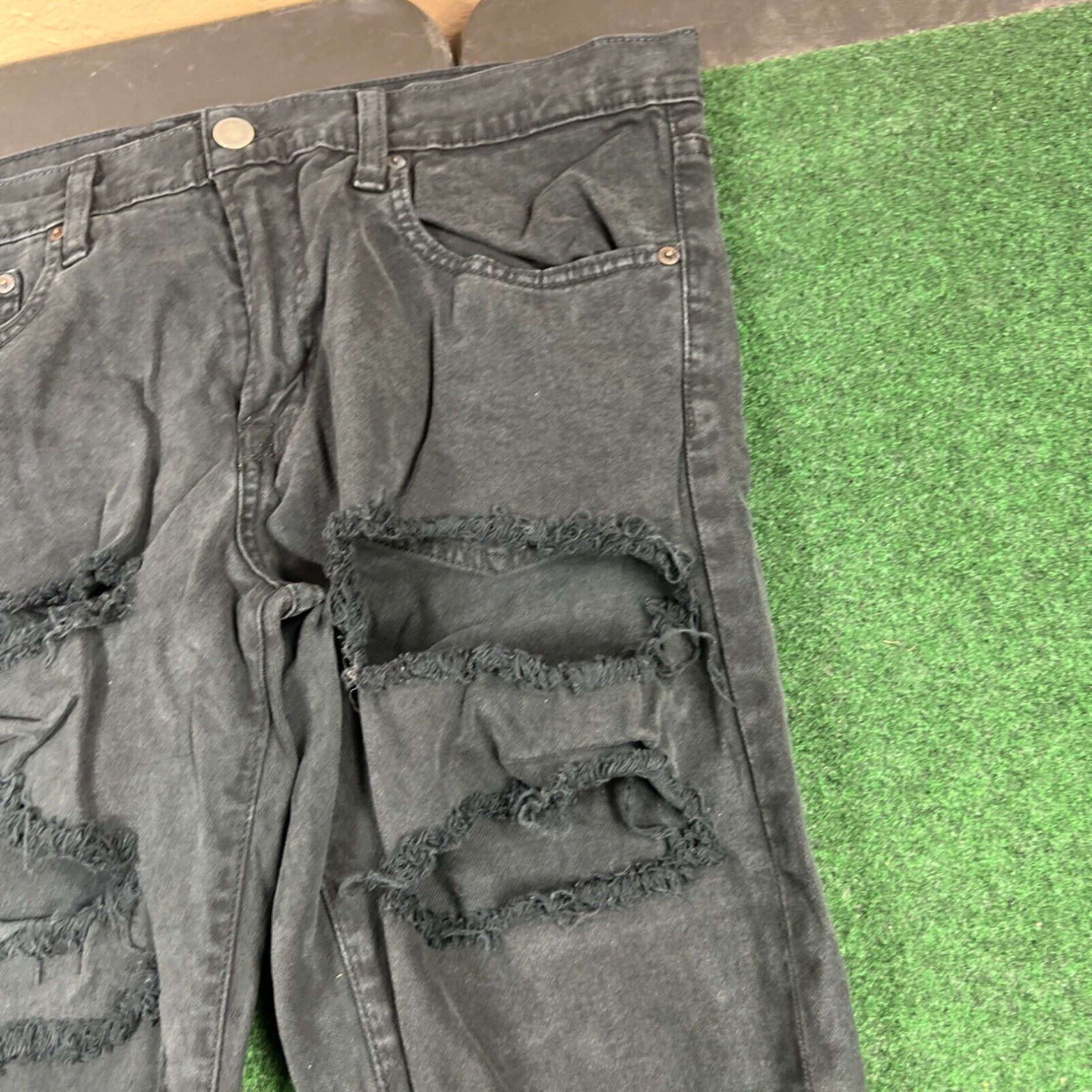 American Eagle Outfitters American Eagle Mens Jeans 36x32 Distressed Skinny Rock Hip Hop Size US 36 / EU 52 - 3 Thumbnail