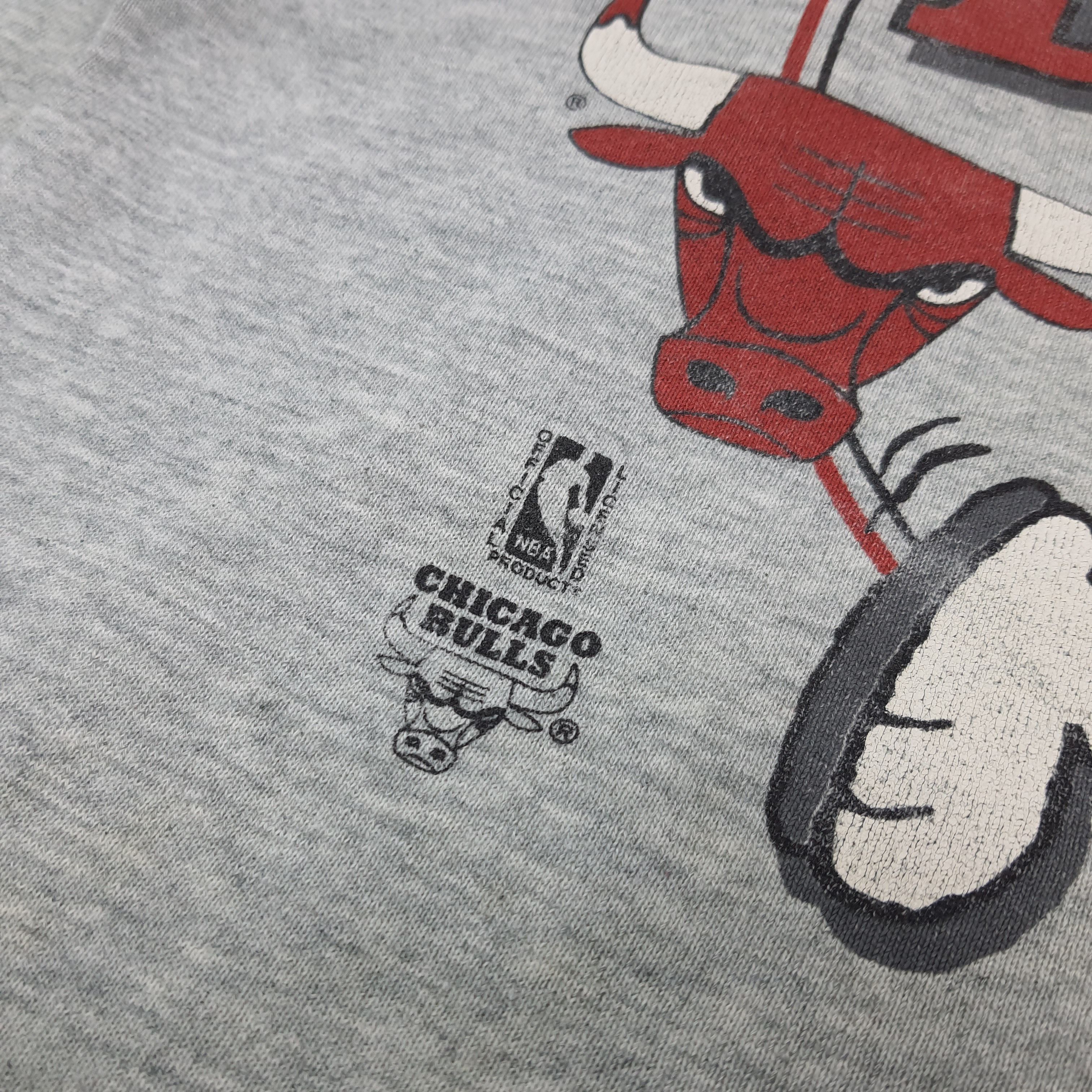 NBA Vintage 90s Chicago Bulls Snoopy Basketball Pullover C292N13 Size US M / EU 48-50 / 2 - 4 Thumbnail