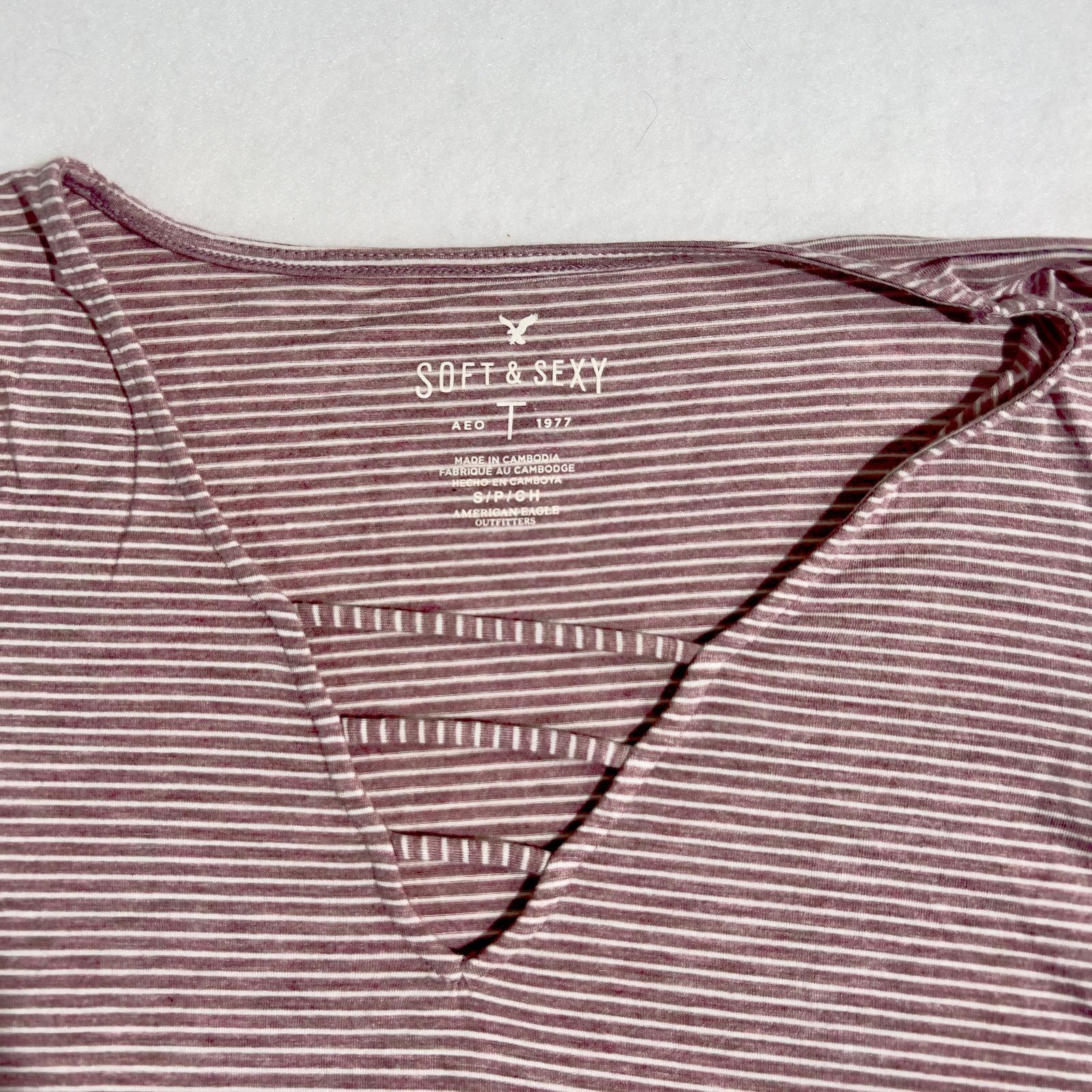 American Eagle Outfitters American Eagle Outfitters Soft & Sexy T-Shirt Woman's Small Size S / US 4 / IT 40 - 2 Thumbnail