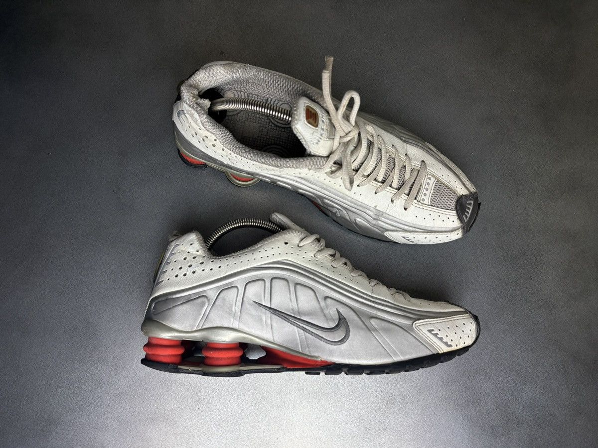 Nike × Vintage OG 2001 Nike Shox R4 Original Release Vintage Nike Kendrick Size US 9 / EU 42 - 23 Thumbnail