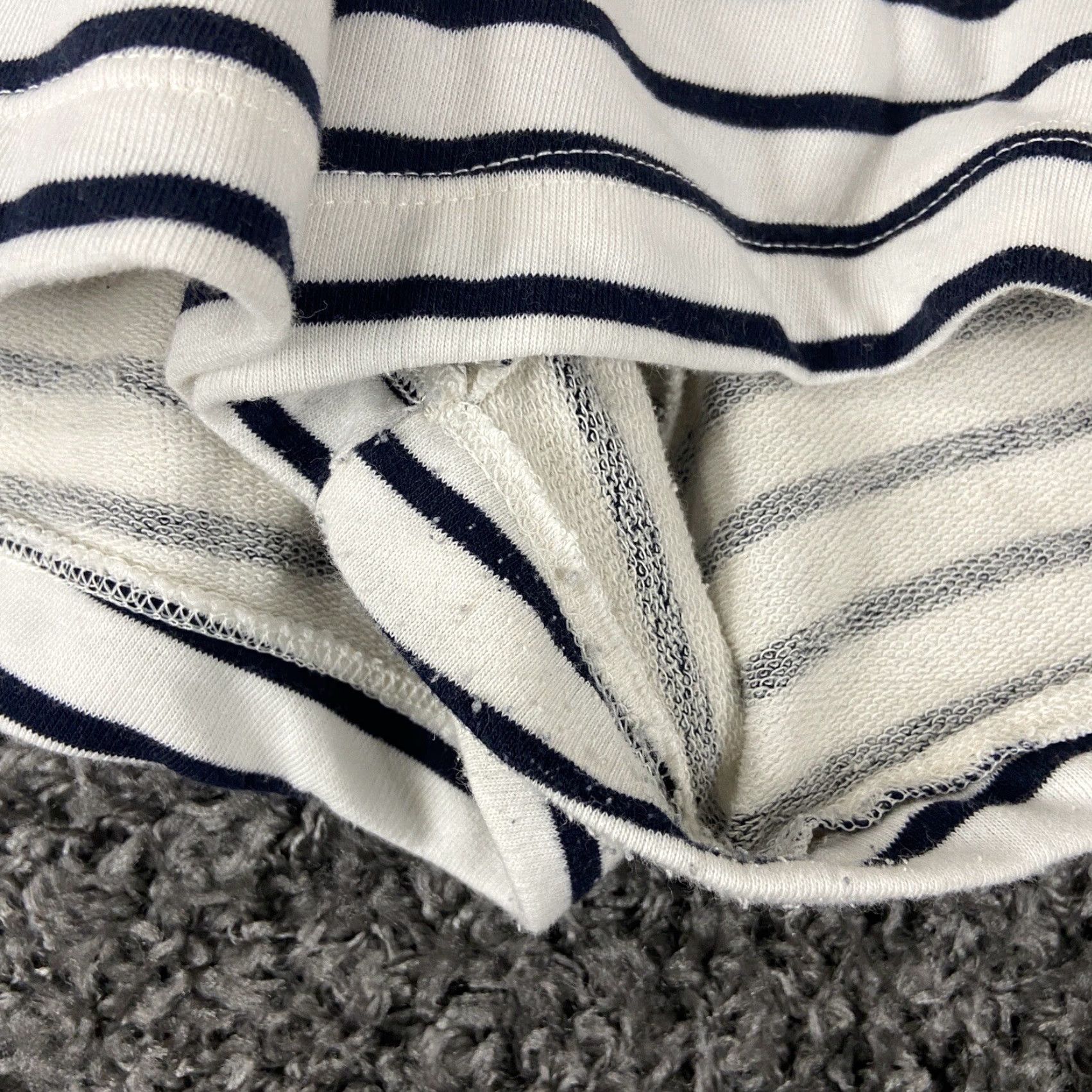 Banana Republic Banana Republic White Black Striped Shorts Pockets Women’s XL Multicolor Striped Shorts Banana Republic Women’s XL Pockets White Black Multicolor Size 40" / US 18 - 3 Thumbnail
