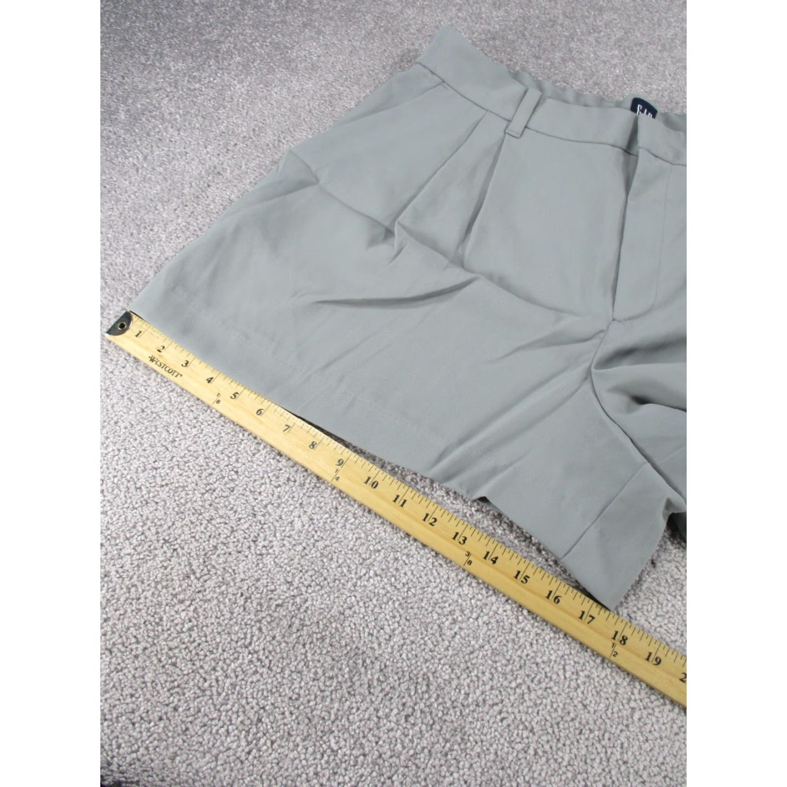 Gap VINTAGE Gap Shorts Womens XL 365 High Rise Gray Pleated Front NEW Size 40" / US 18 - 6 Thumbnail