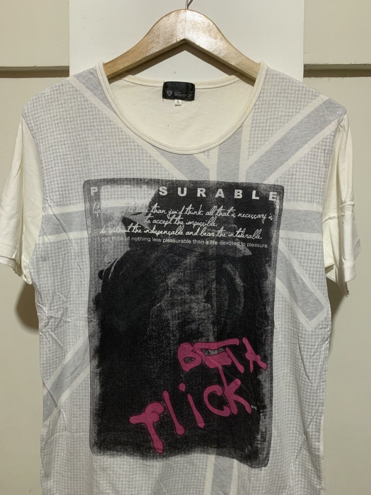 Japanese Brand Japanese Takeo kikuchi Union Jack Flag Poem Reversible Tee Size US L / EU 52-54 / 3 - 6 Thumbnail