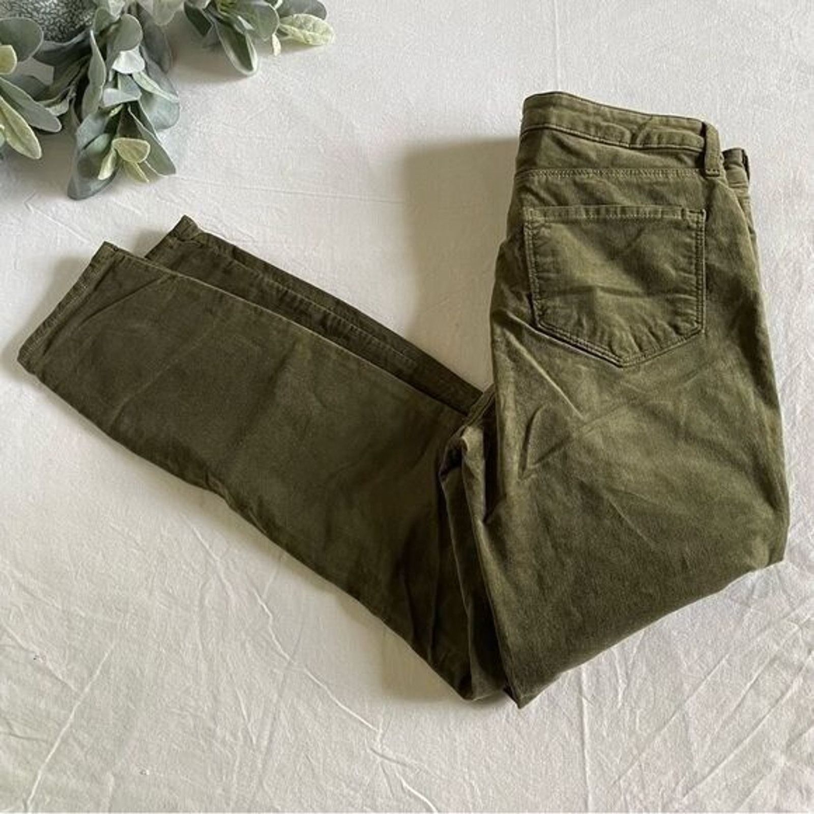 L'AGENCE L’Agence Jeans Women's Size 27 Margot Velvet Jeans Ivy Green Size 27" / US 4 / IT 40 - 9 Thumbnail