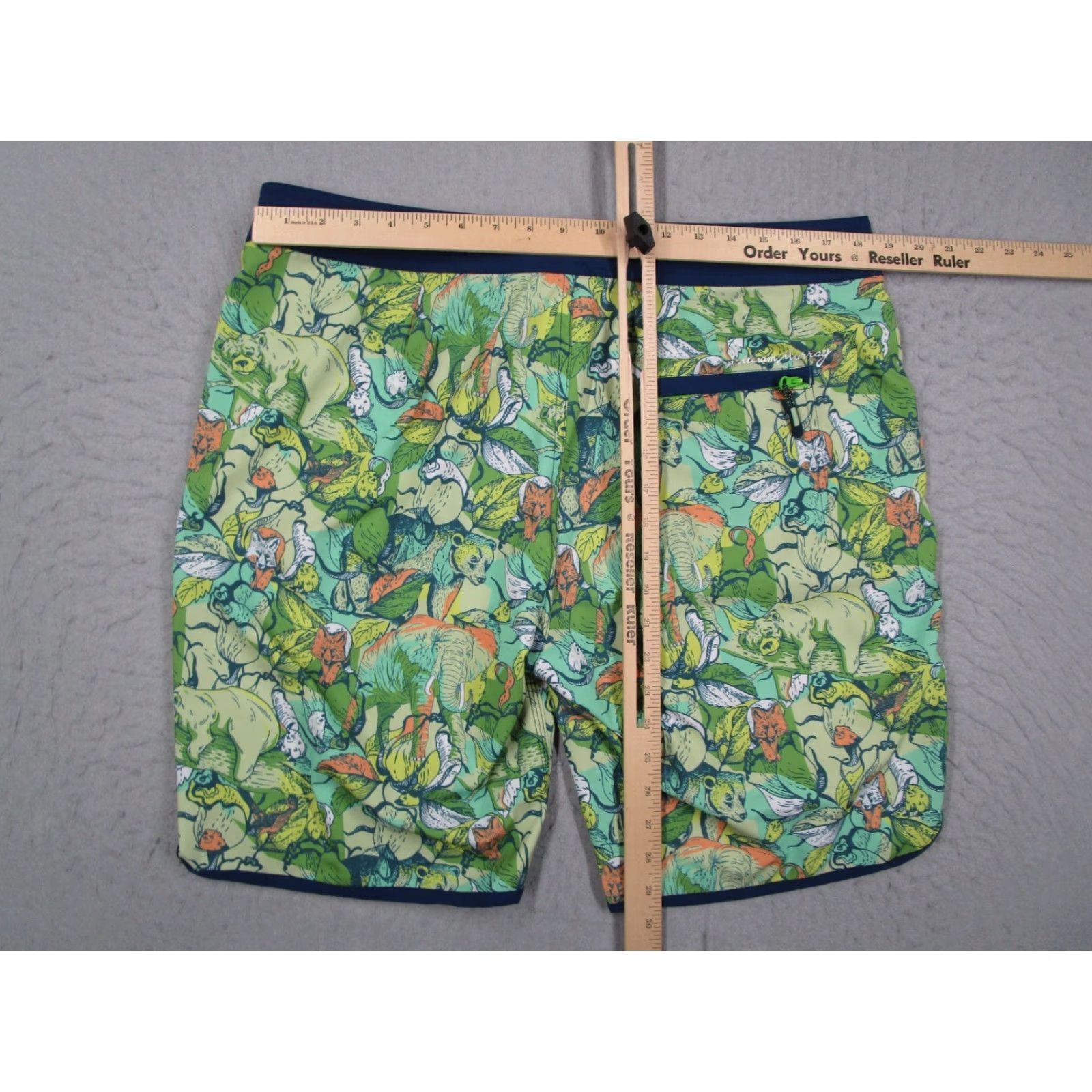 Vintage William Murray Shorts Mens 34 Green AOP Animals 8" Swim Trunks Resort Size US 34 / EU 50 - 5 Thumbnail