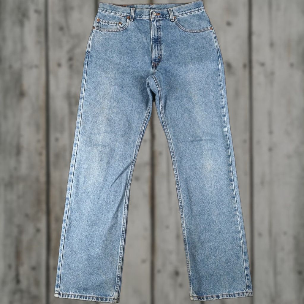 Levi's VINTAGE Levi's 505 Jeans Men Adult Medium Blue 90s Straight 34x32 Size US 34 / EU 50 - 1 Thumbnail