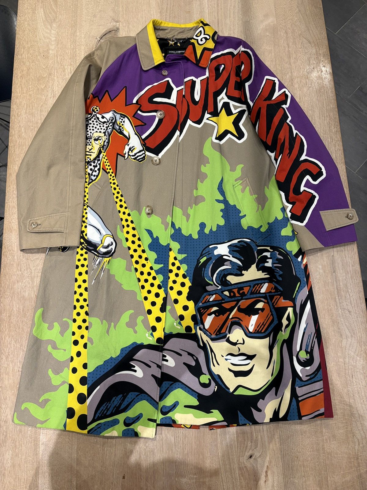 Dolce & Gabbana Comics trench D@G (super heroes) Size US M / EU 48-50 / 2 - 1 Thumbnail