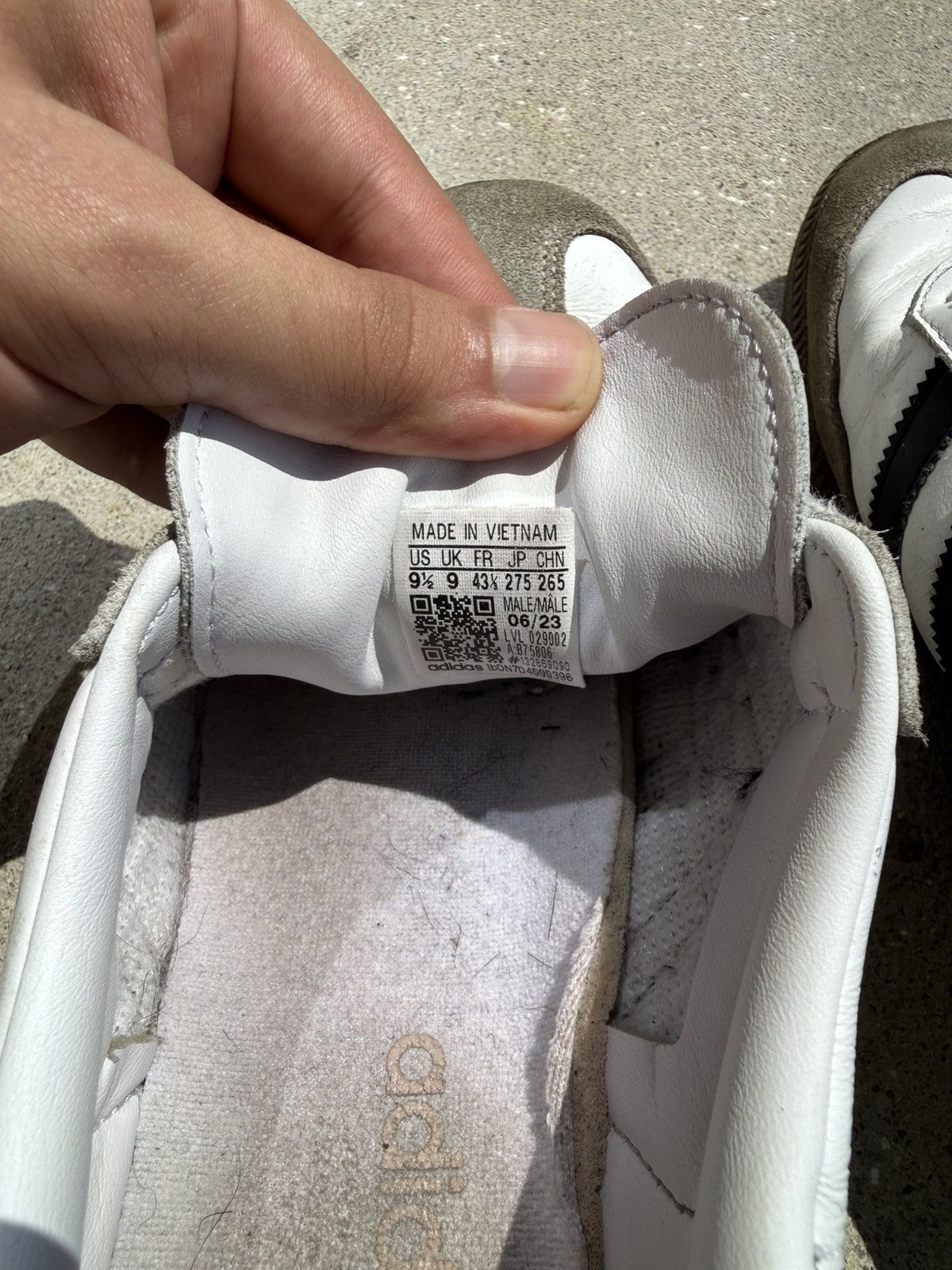 Adidas Adidas Sambas Size US 9.5 / EU 42-43 - 5 Thumbnail