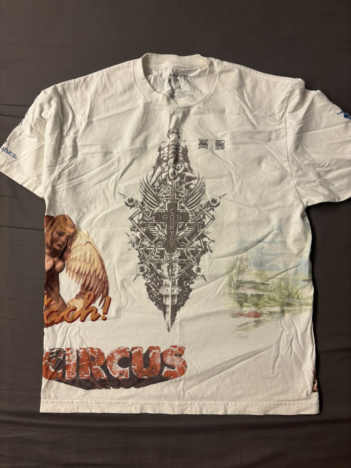 Travis Scott Travis Scott tour tee Size US L / EU 52-54 / 3 - 1 Thumbnail