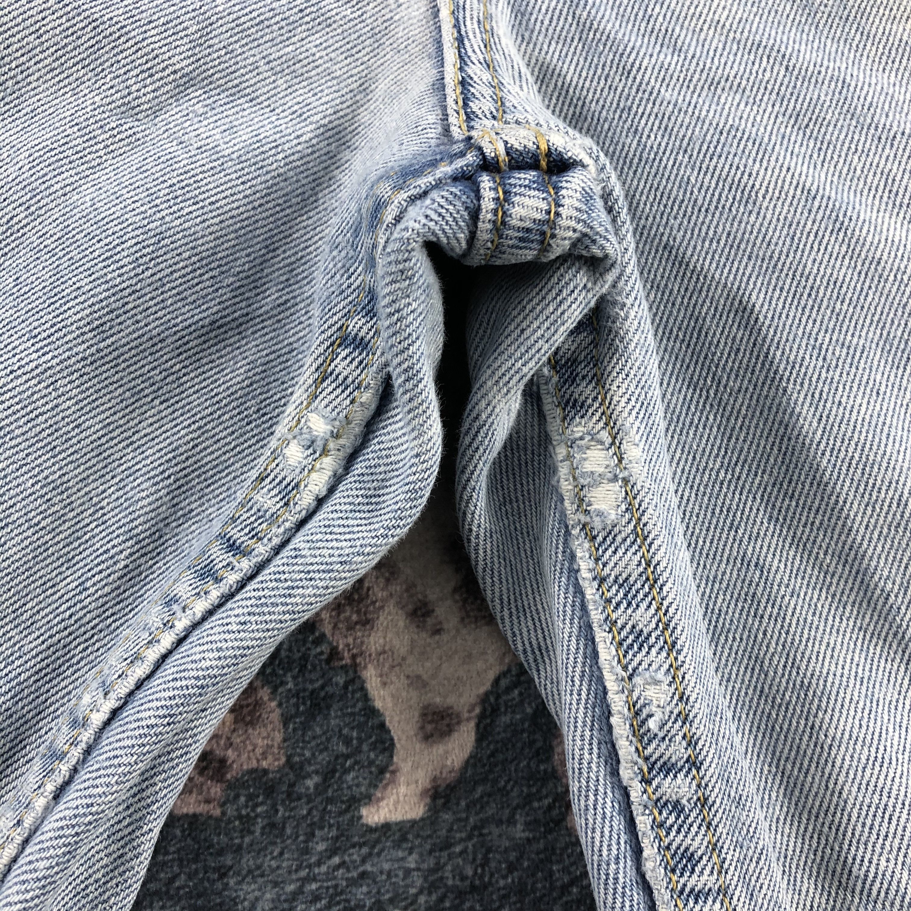 Levi's × Vintage Vintage 90s Light Wash Levis 550 Jeans-JM3003 Size US 28 / EU 44 - 9 Thumbnail