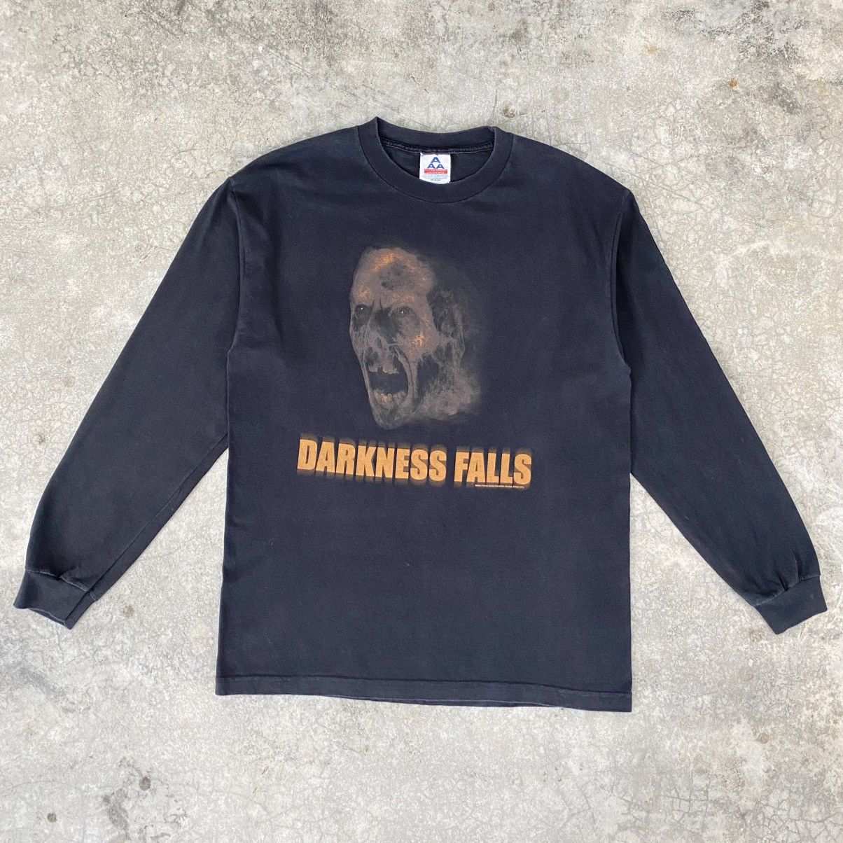 Vintage Vintage Y2K 2003 Darkness Falls Horror Promo Movie Tee Size US L / EU 52-54 / 3 - 2 Thumbnail