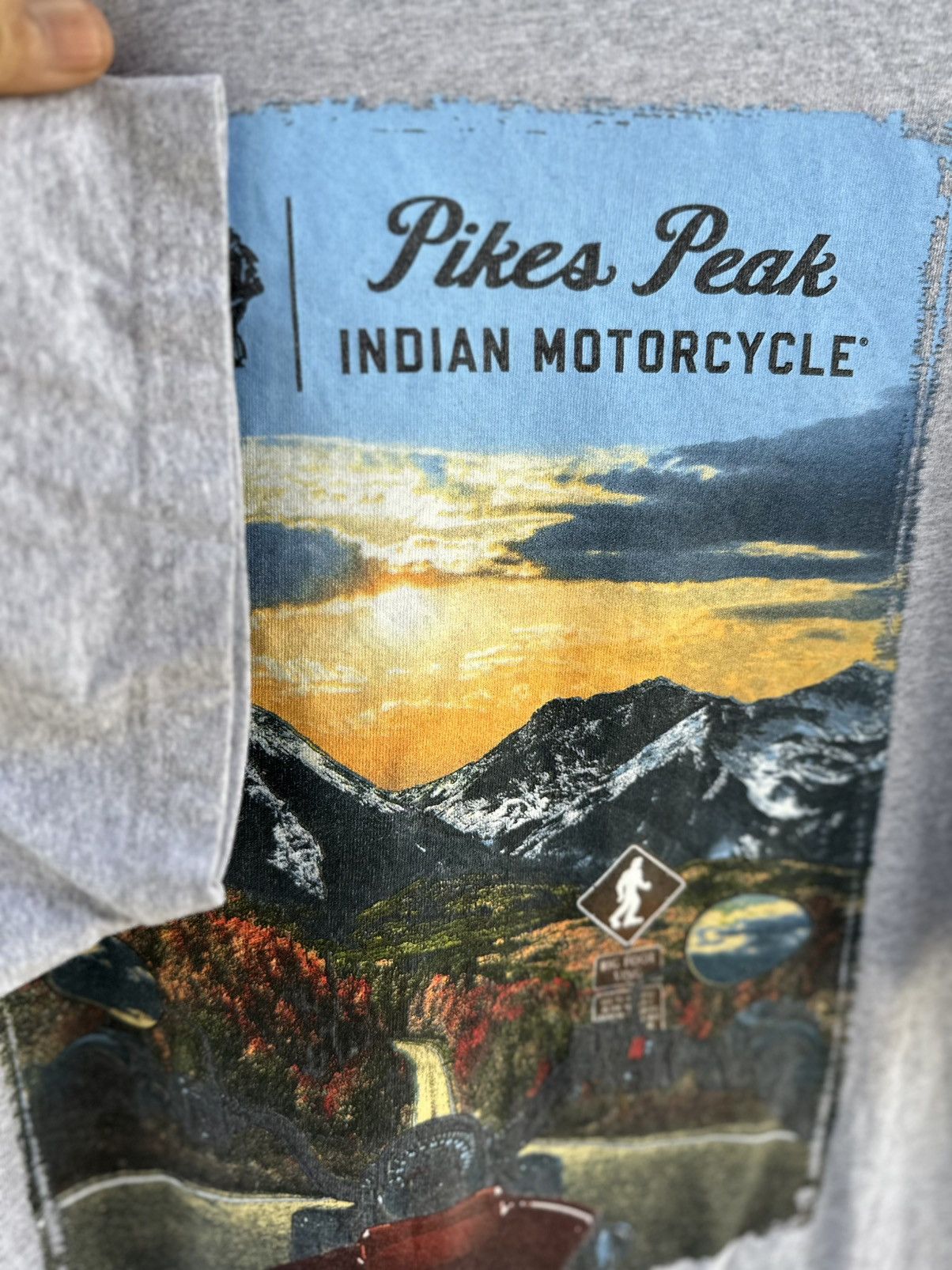 Indian Motorcycle Indian Motorcycle Piker Peak Colorado Springs Tee Size US XL / EU 56 / 4 - 5 Thumbnail