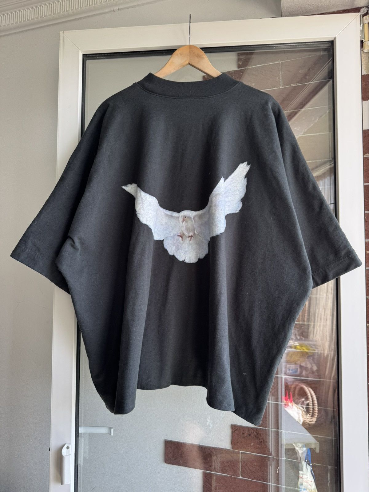 Balenciaga × Gap × Yeezy 🇺🇸🕊️Yeezy Gap Balenciaga Tshirt Size US XL / EU 56 / 4 - 4 Thumbnail