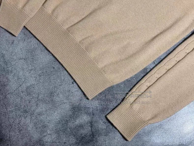 Loro Piana Loro Piana High-neck knit top, light camel, 100% camel hai Size S / US 4 / IT 40 - 4 Thumbnail