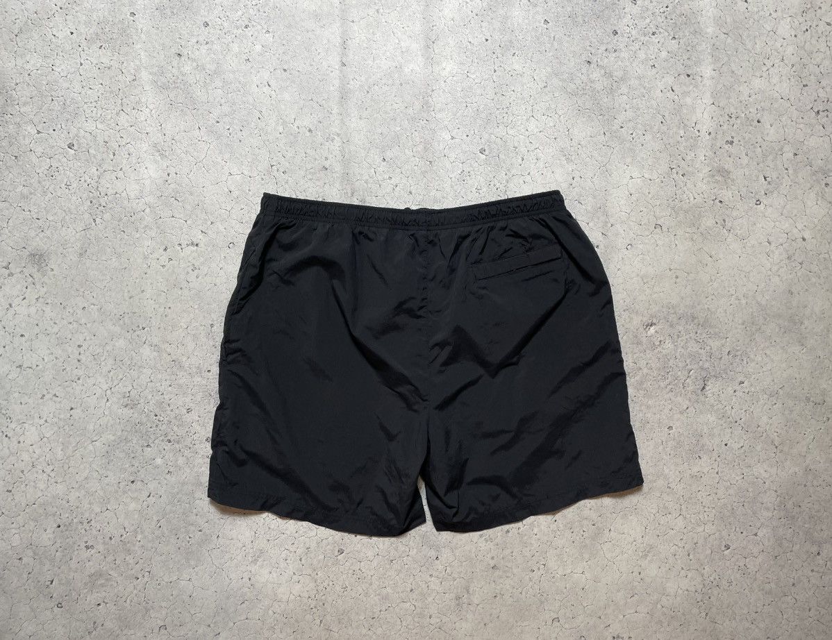 Nike × Vintage Vintage 90s Nylon Nike Big Swoosh Logo Drill Y2K Shorts Size US 34 / EU 50 - 2 Thumbnail