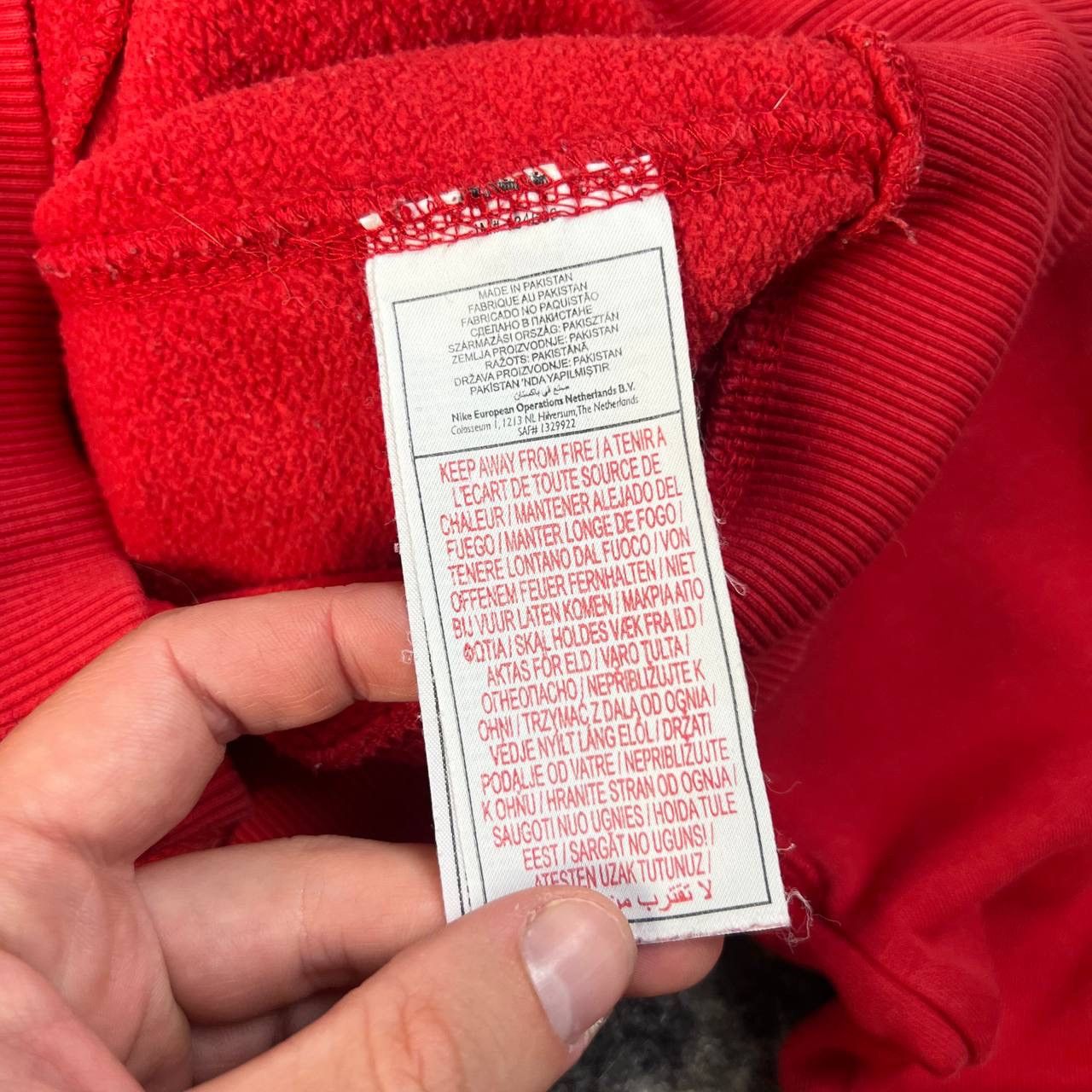 Nike Nike Mini Logo Vintage Y2K Oversized Hoodie Streetwear Style Size US L / EU 52-54 / 3 - 5 Thumbnail