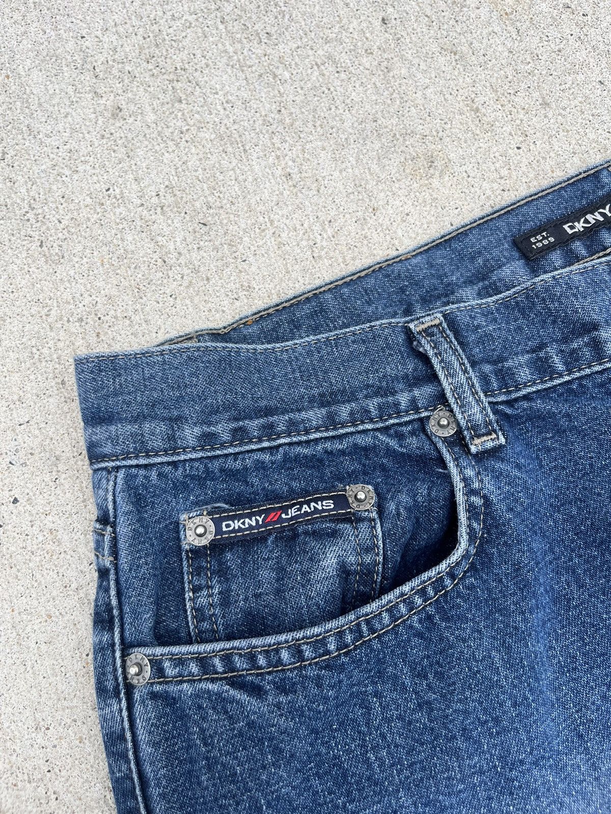 DKNY × JNCO × Vintage Crazy Vintage Y2K DKNY Baggy Jeans Unisex Size US 34 / EU 50 - 3 Thumbnail