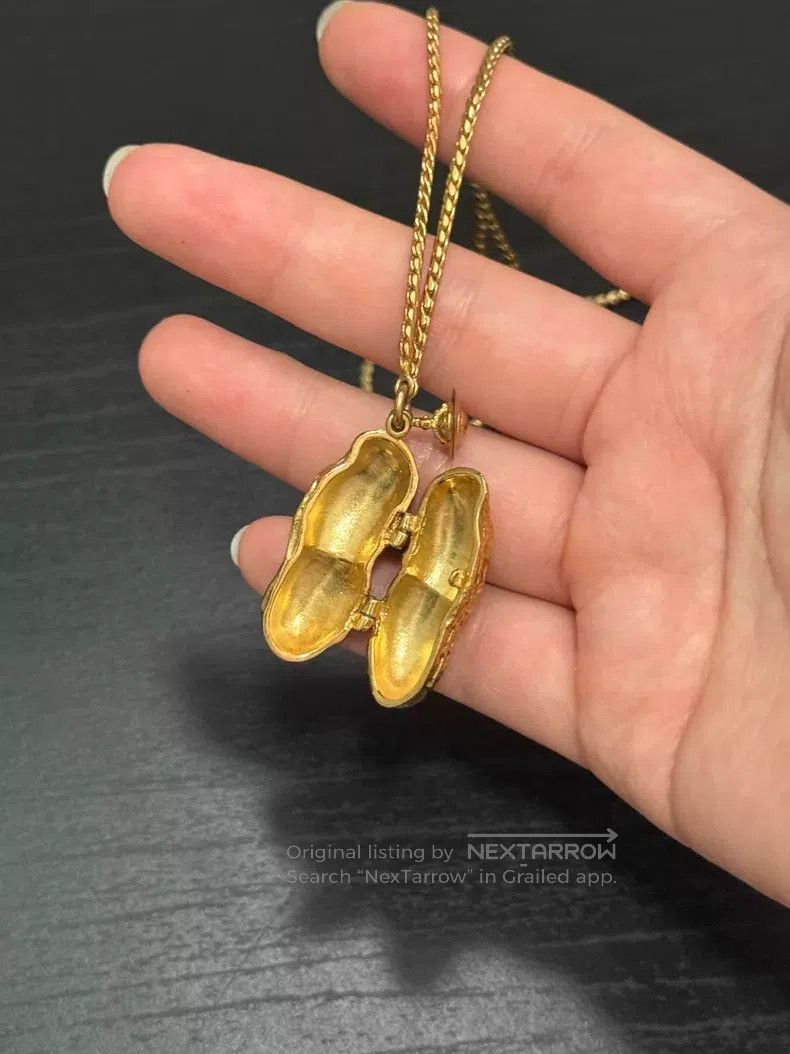 Vivienne Westwood Vivienne Westwood Golden Peanut, Openable Necklace, Sweate Size ONE SIZE - 6 Thumbnail
