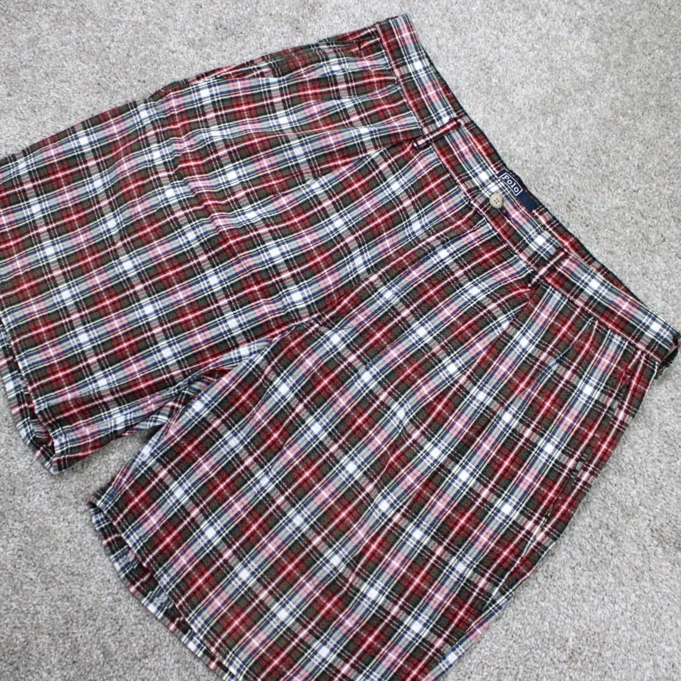 Polo Ralph Lauren Polo Ralph Lauren Shorts Mens 36 Red/Green/White Plaid Cotton Chino 9" Inseam Size US M / EU 48-50 / 2 - 3 Thumbnail