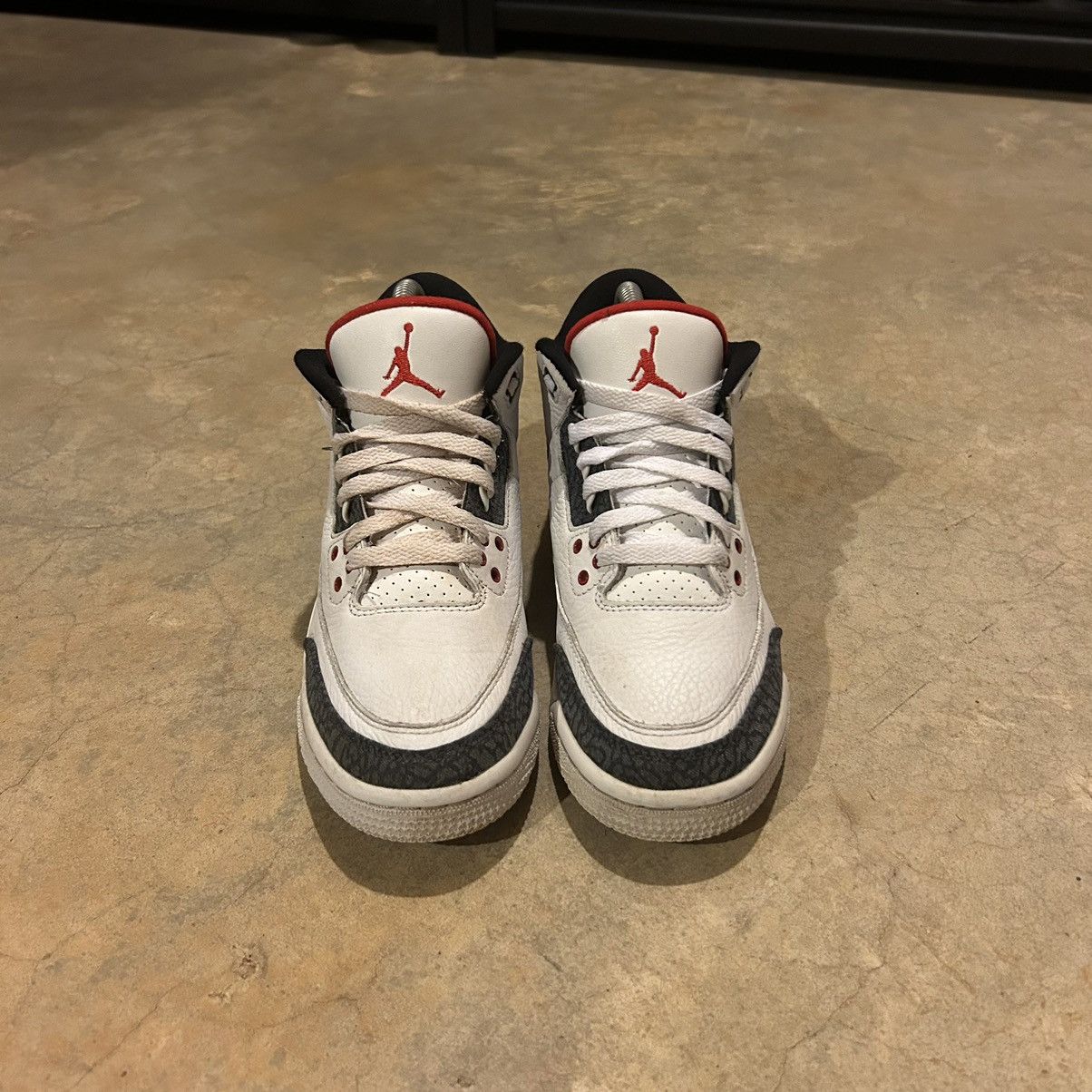 Jordan Brand Air Jordan 3 Retro SE Fire Red Denim 2020 US 6 Size US 6 / EU 39 - 3 Thumbnail