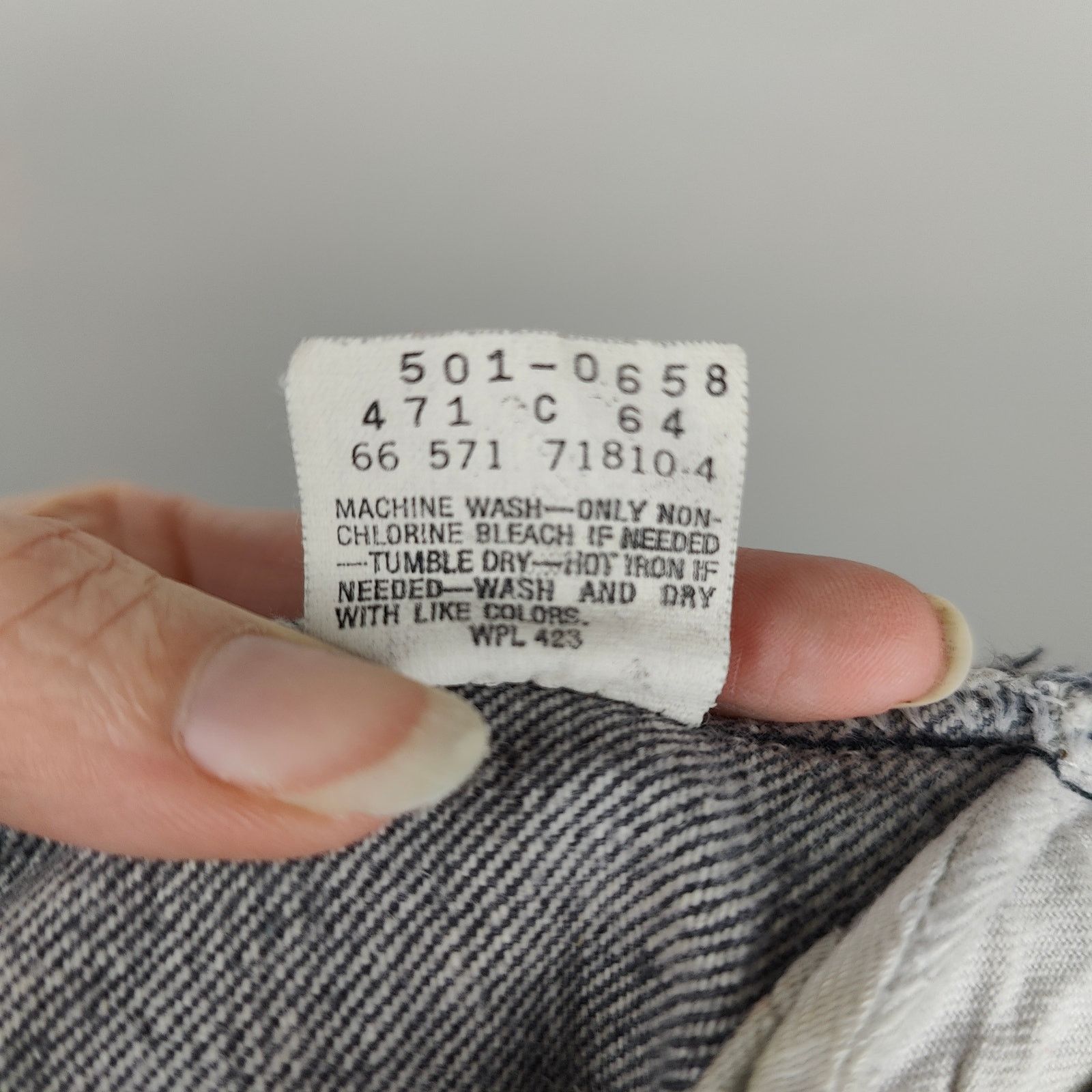 Levi's Vintage Levi's 501 Jeans Womens 29 Charcoal Wash Button Fly Size 29" - 9 Thumbnail