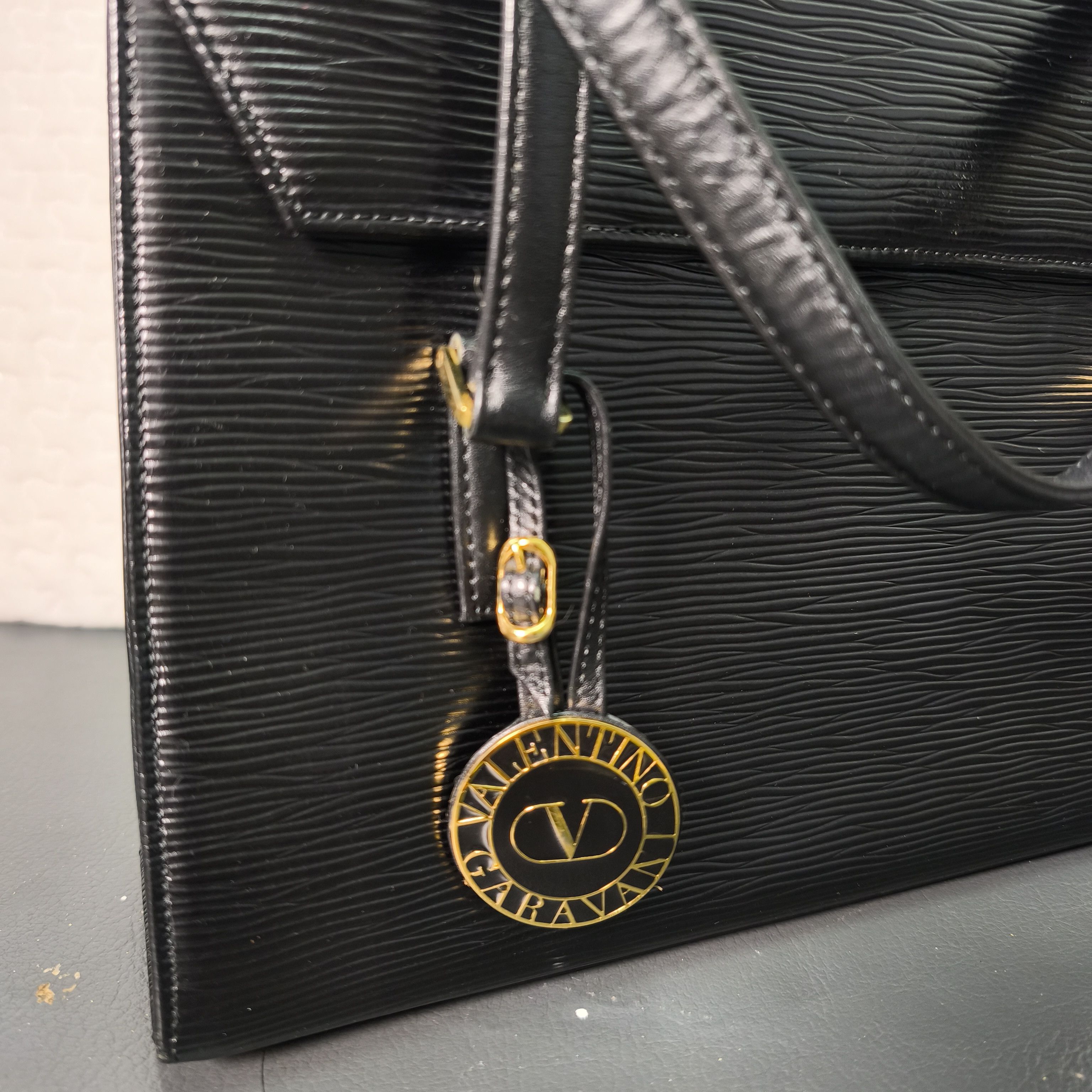 Valentino × Vintage Vintage Valentino Garavani Handbags Size ONE SIZE - 3 Thumbnail