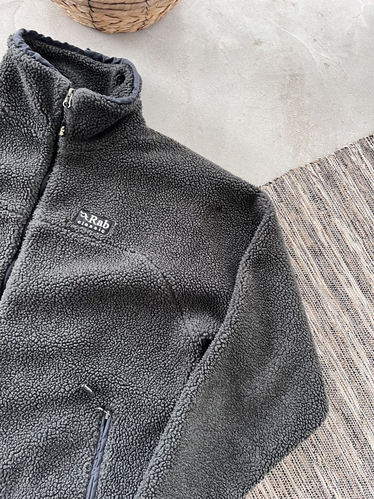 Rab Vintage Outdoor Rab Heavy Teddy Grey Fleece Jacket Y2K Size US XL / EU 56 / 4 - 6 Thumbnail