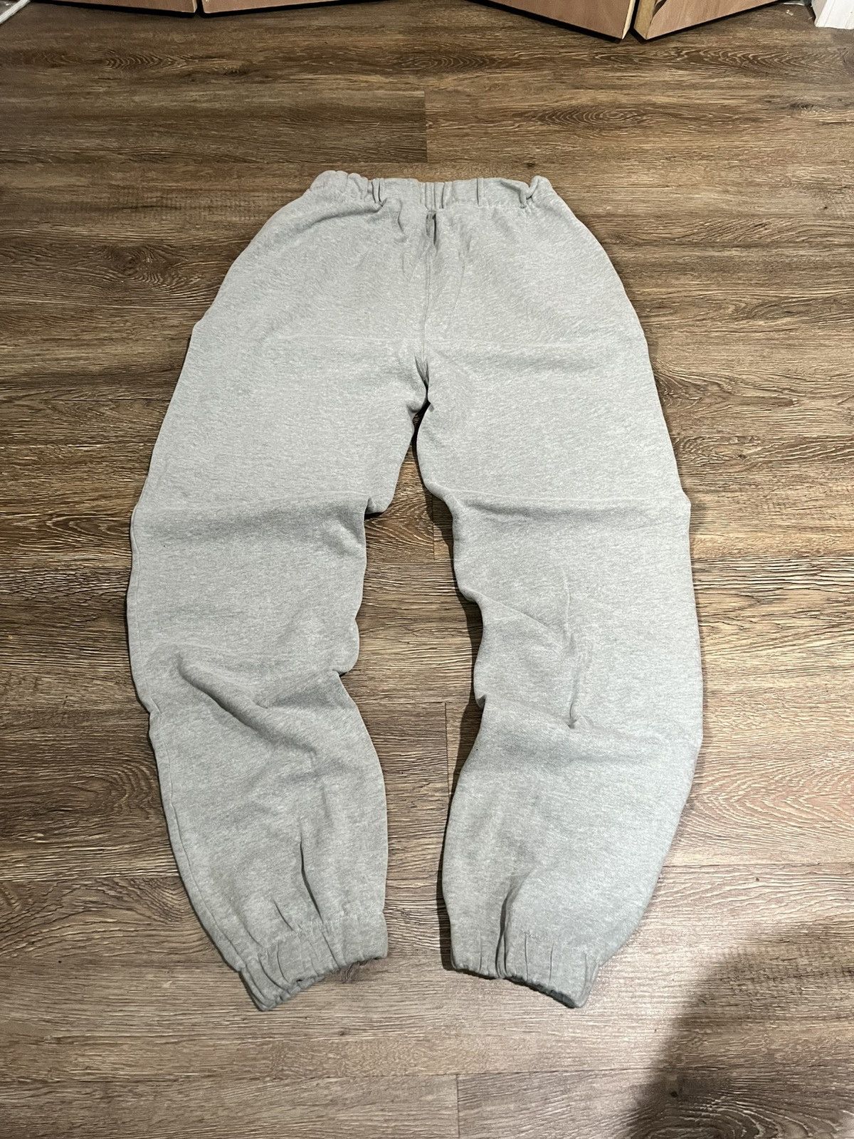 Hollister Hollster grey sweatpant joggers Size US 28 / EU 44 - 3 Thumbnail