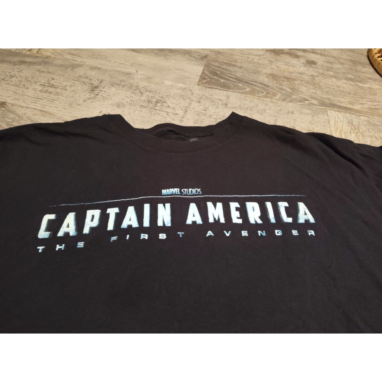Vintage VINTAGE Marvel Captain America Movie T-Shirt Men Large Black Graphic Print 2011 Comic Fan Size US L / EU 52-54 / 3 - 2 Thumbnail