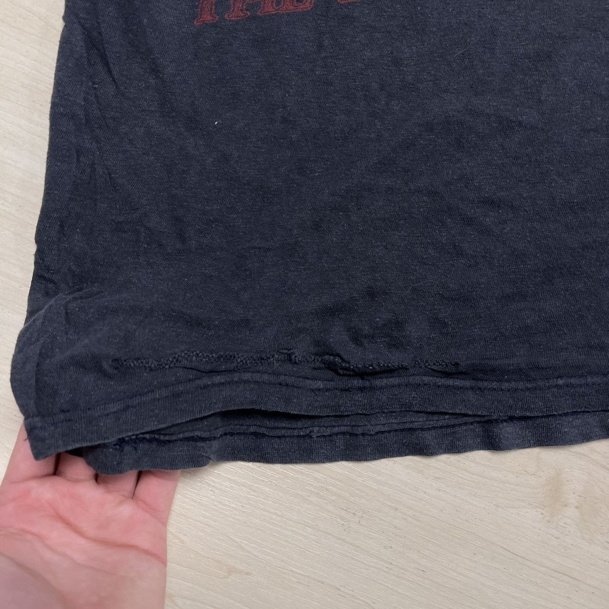 Vintage VINTAGE 90S 'THE X-FILES' MOVIE PROMO TEE SLEEVELESS TRASHED Size US S / EU 44-46 / 1 - 7 Thumbnail